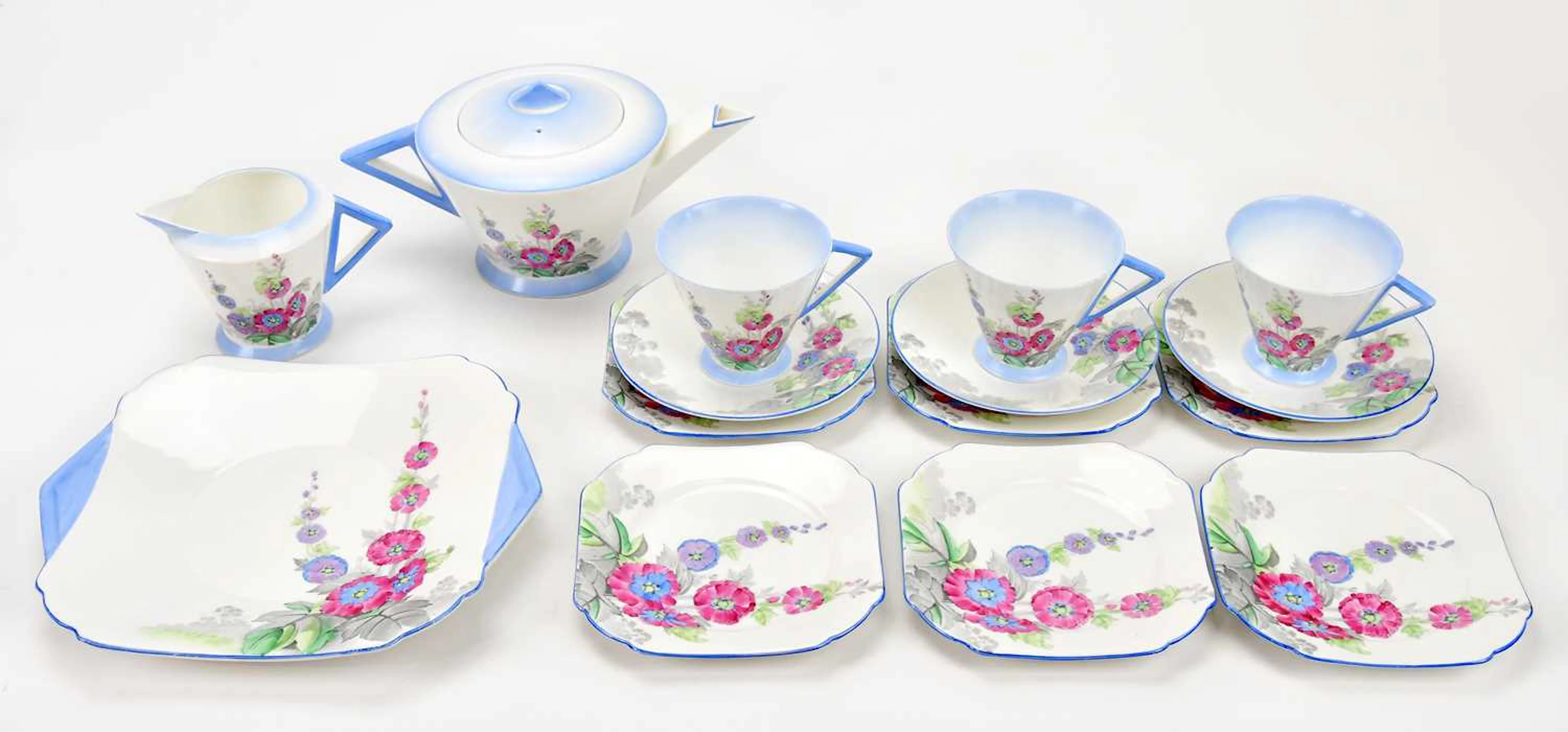 SHELLEY; an Art Deco Eve shaped tea service