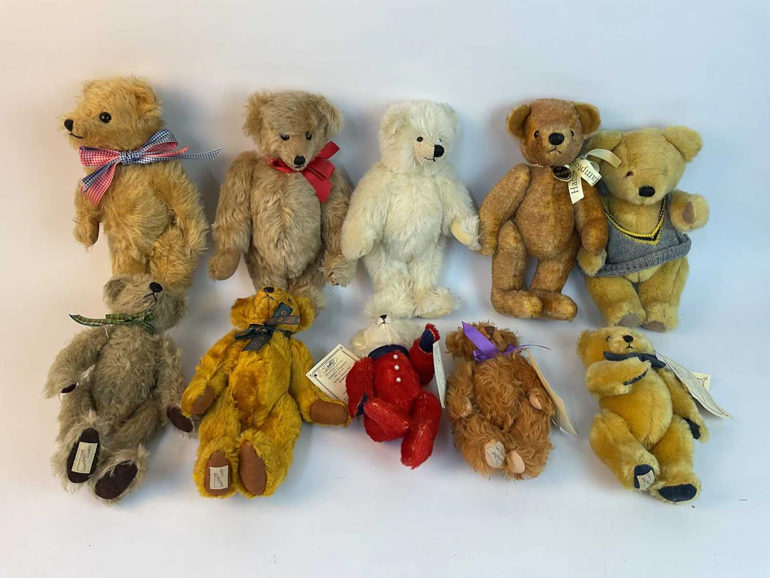 DEAN'S RAG BOOK BEARS; ten limited edition bears