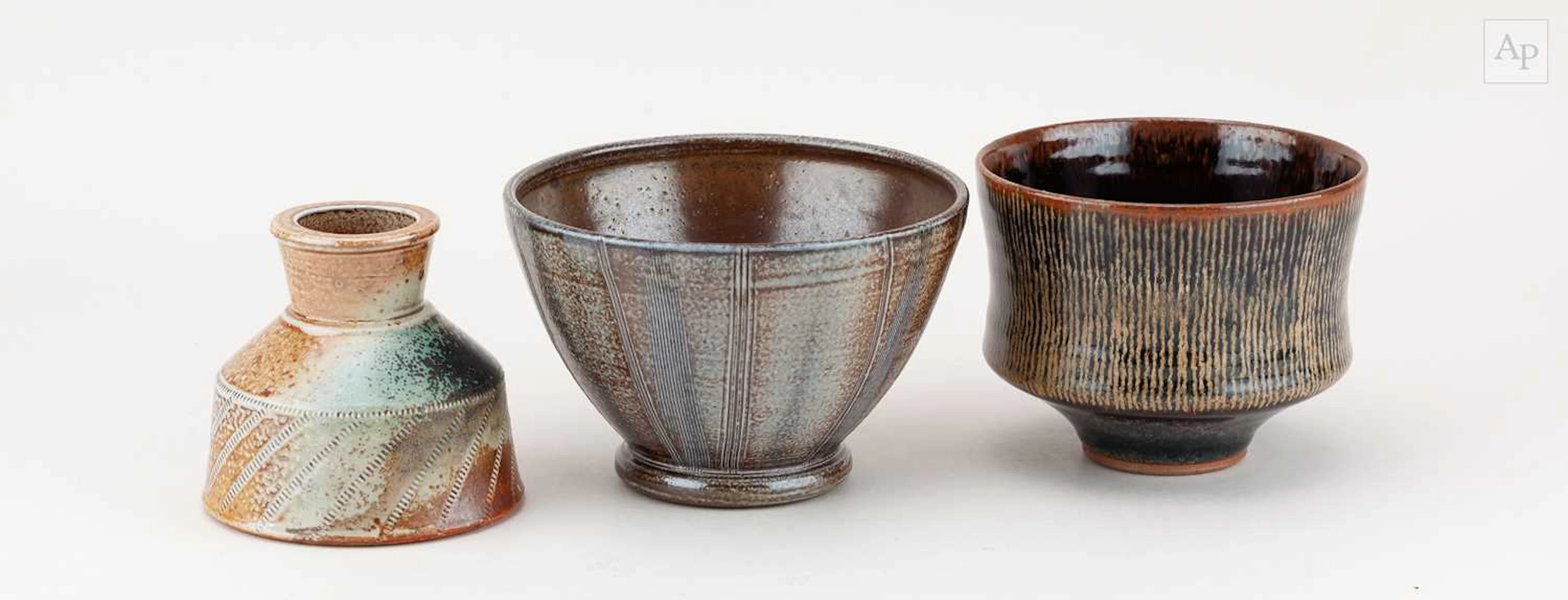 JANE HAMLYN (born 1940); a salt glazed bowl