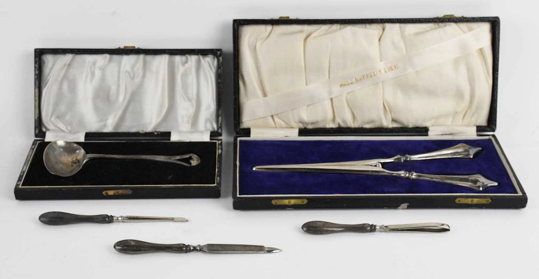 An Elizabeth II hallmarked silver sauce ladle