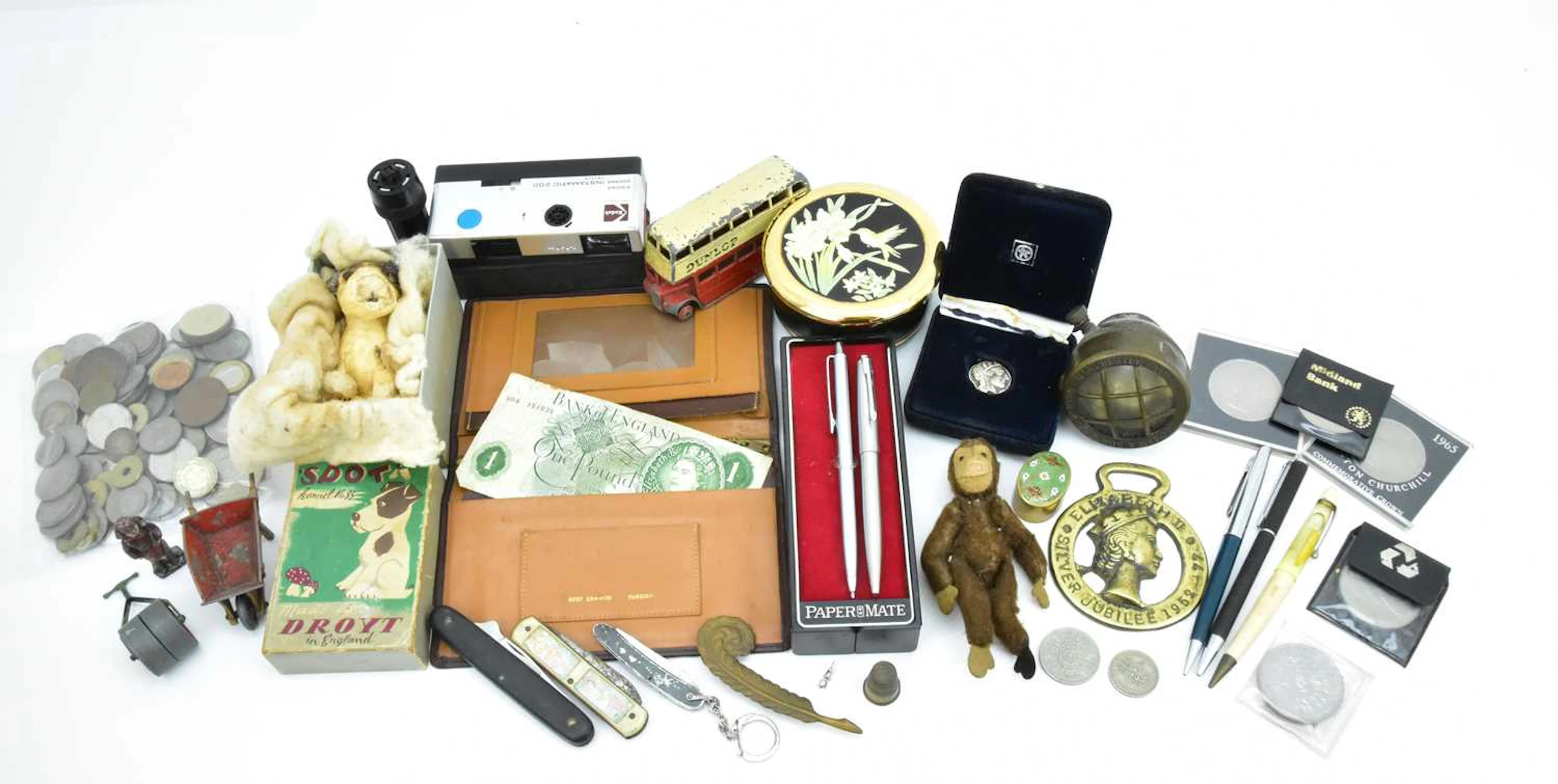 Various collectibles including a Spot Kennel No