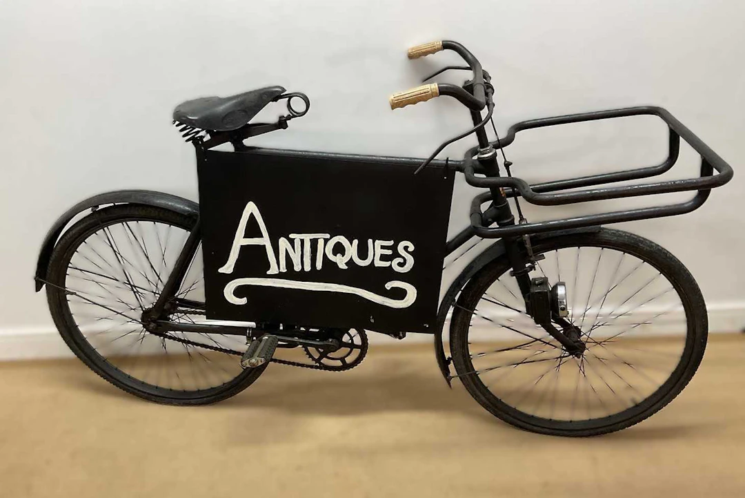 GUNDLE; a model U tradesman's bicycle