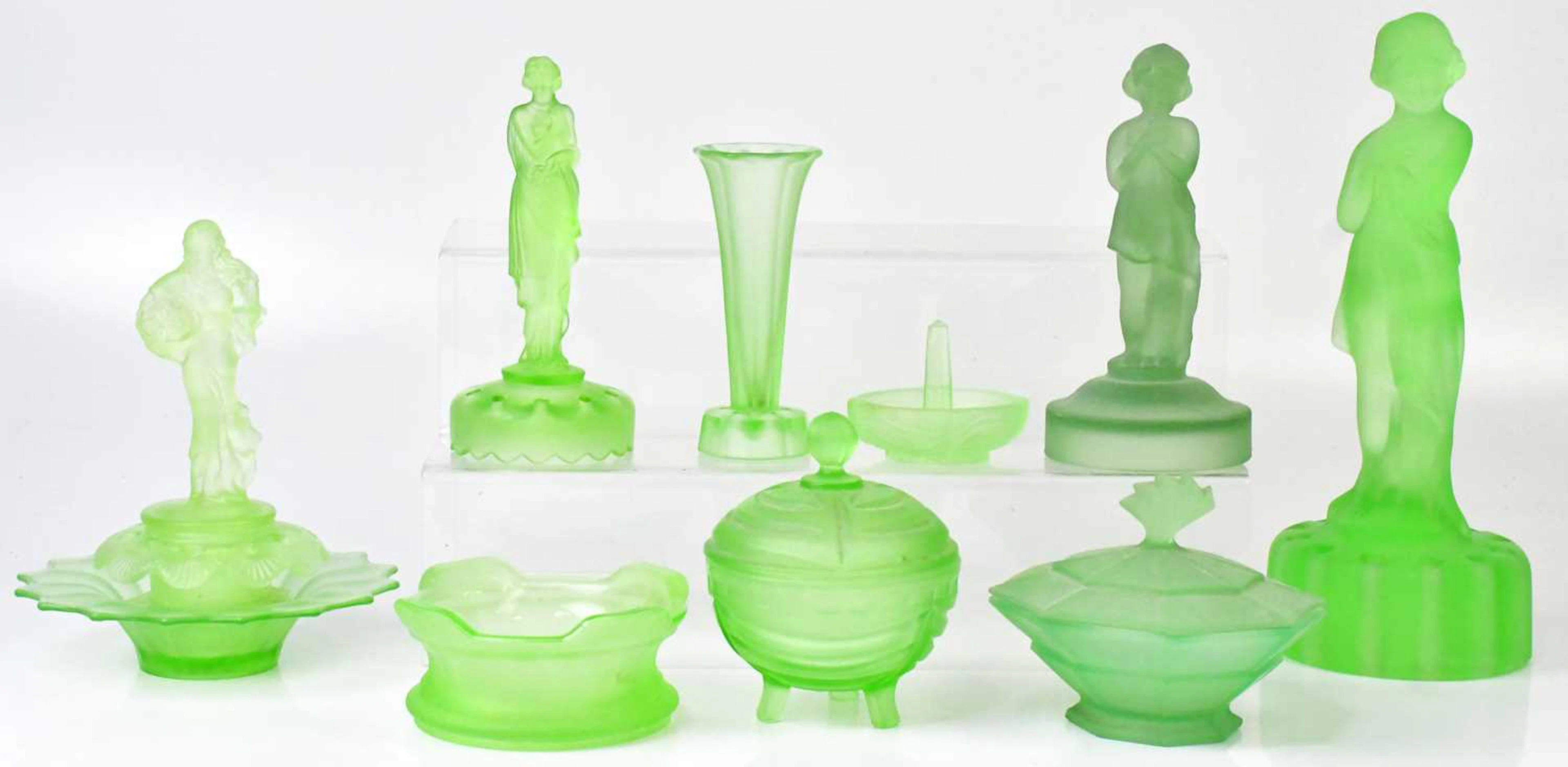A collection of 1930s Art Deco uranium glass items
