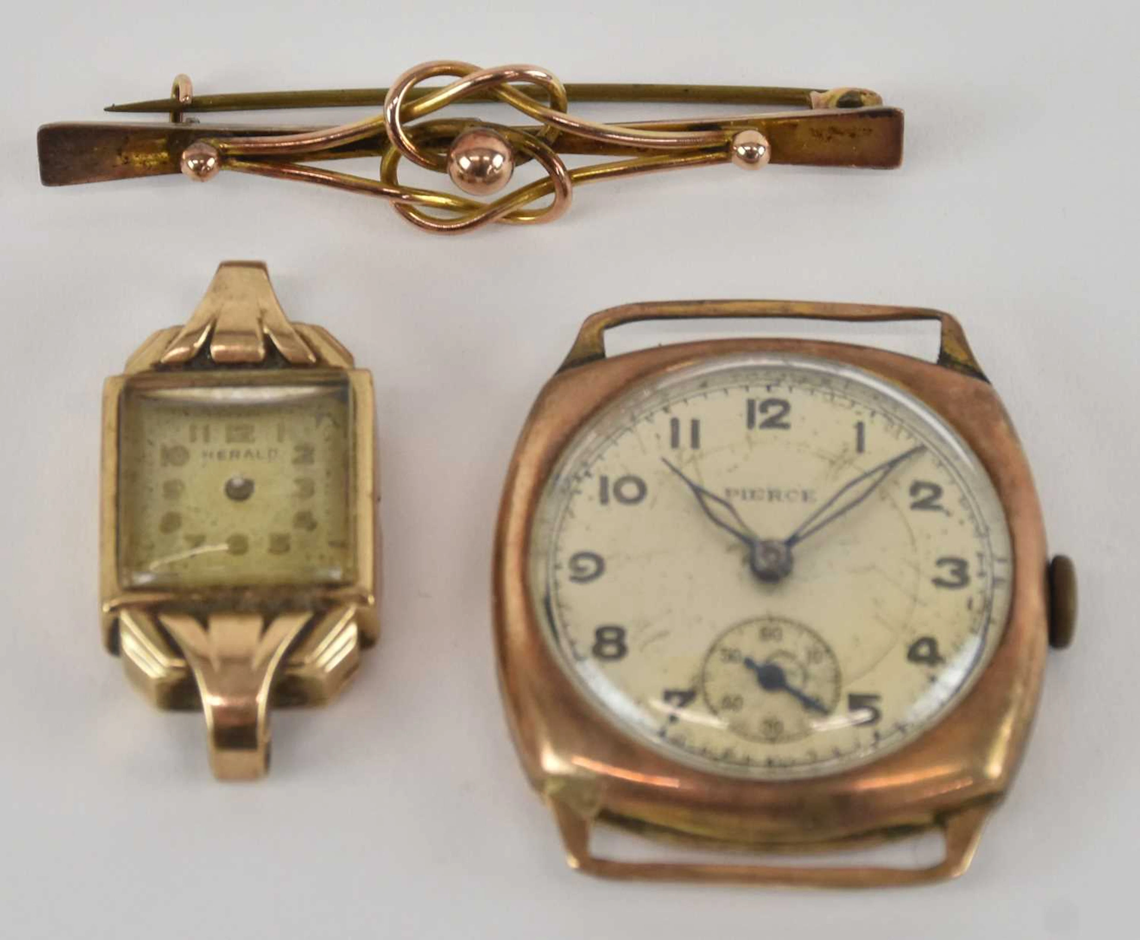 PIERCE; an early 20th century 9ct yellow gold cased gentleman's wristwatch head