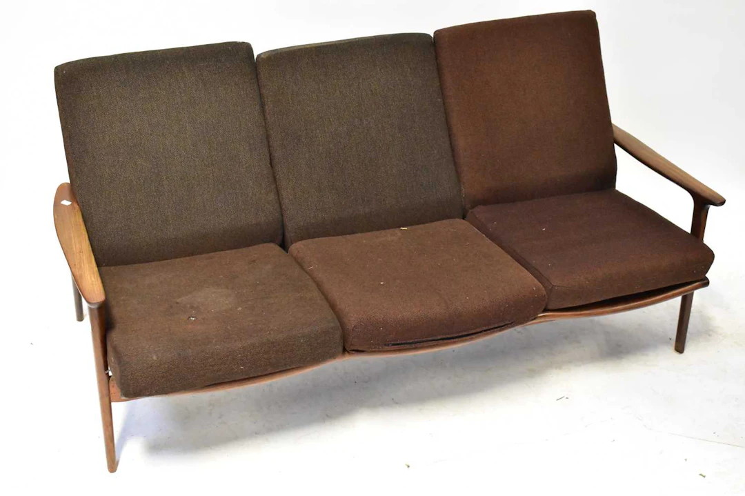 GUY ROGERS; a New Yorker 1970s teak four-piece suite...