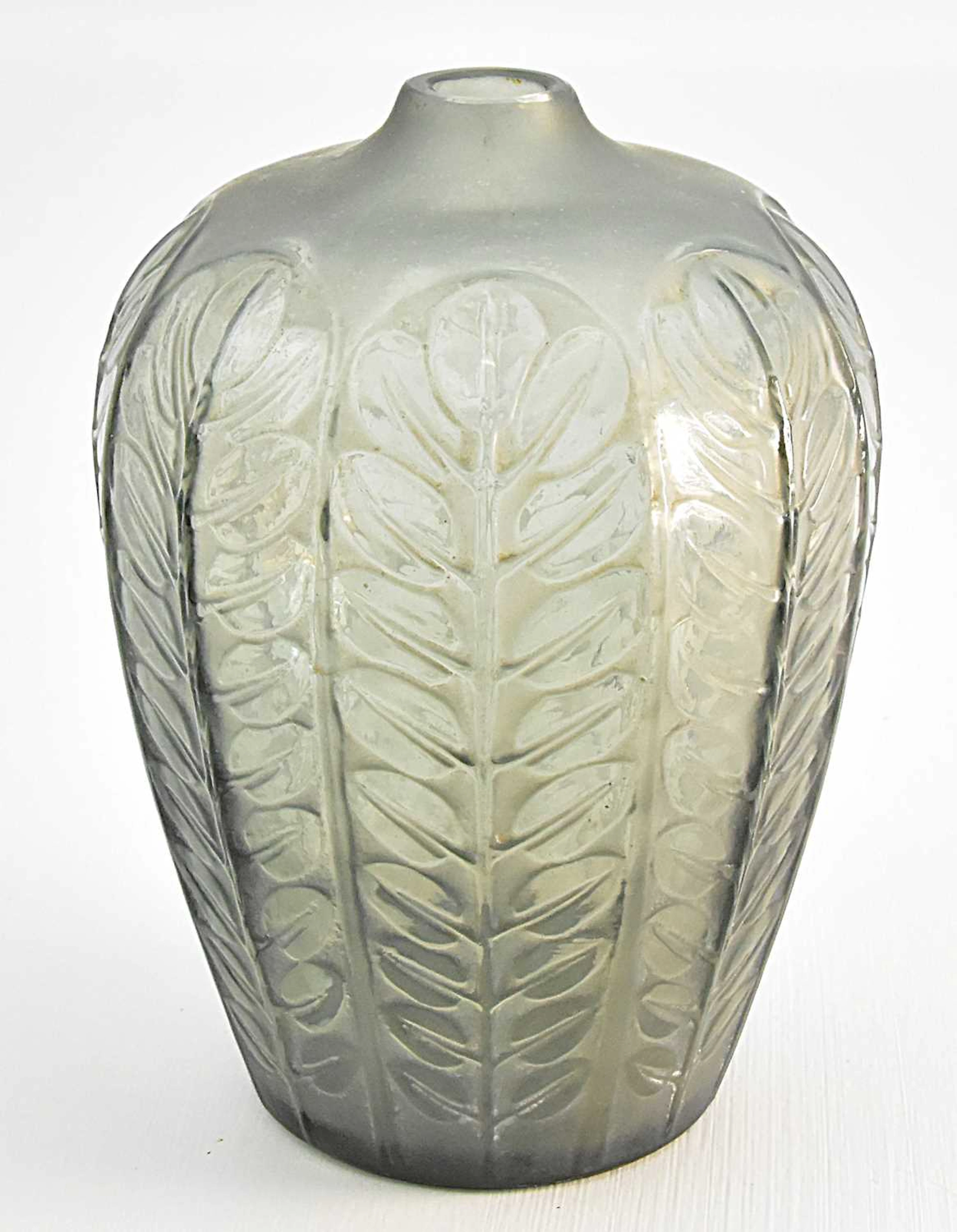 RENÉ LALIQUE; an etched glass vase