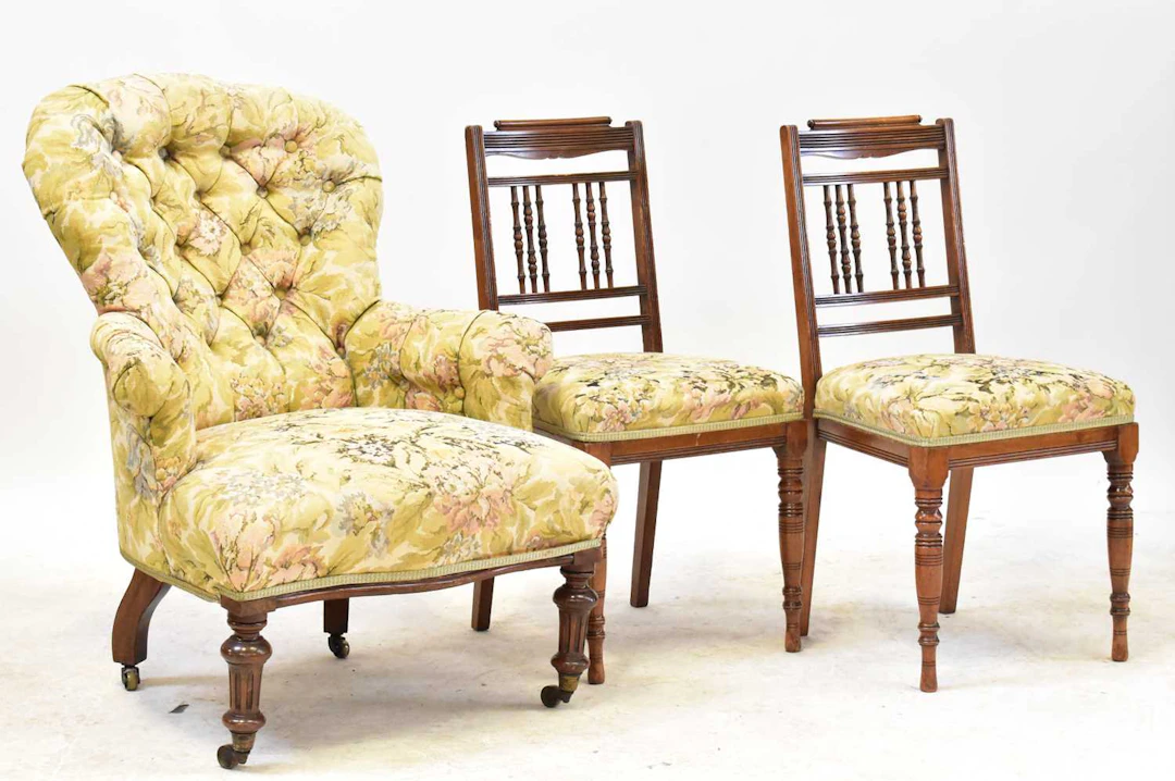 A Victorian mahogany salon chair