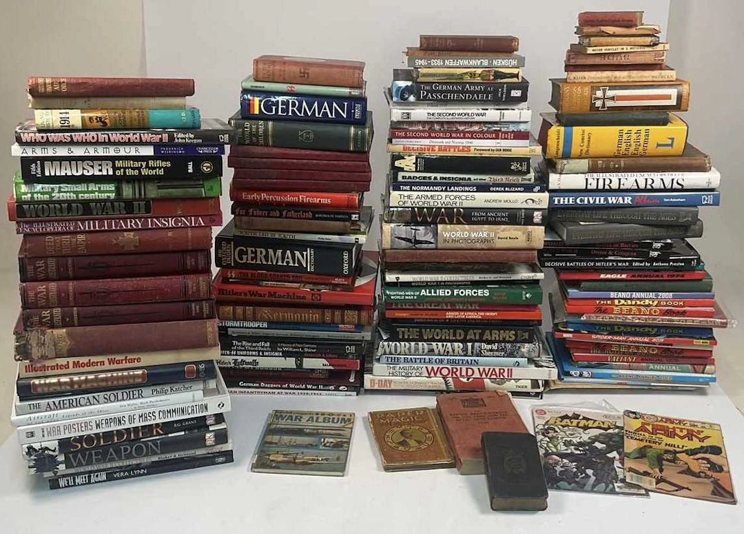 A large quantity of books to include military history
