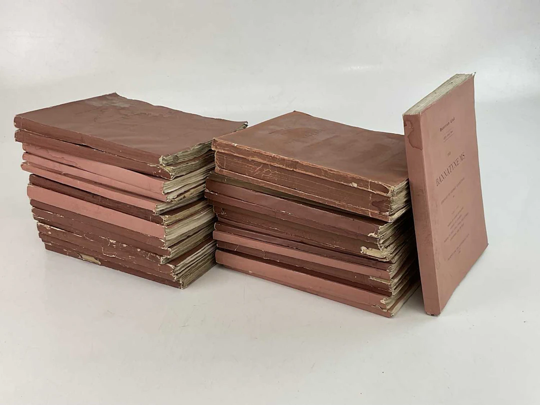 THE HUNTARIAN CLUB; a collection of thirty-three vols