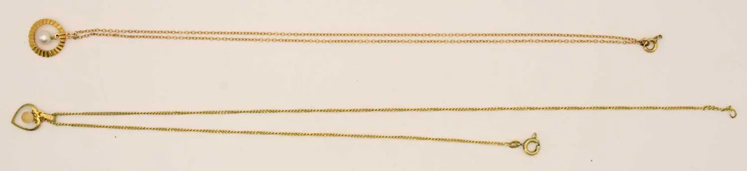 Two 9ct yellow gold necklaces