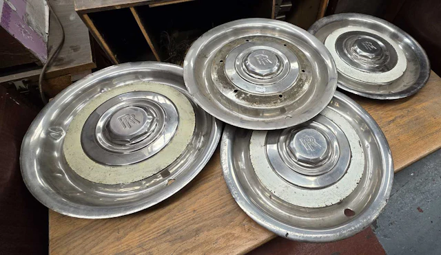 A set of four Rolls-Royce wheel trims/hubcaps
