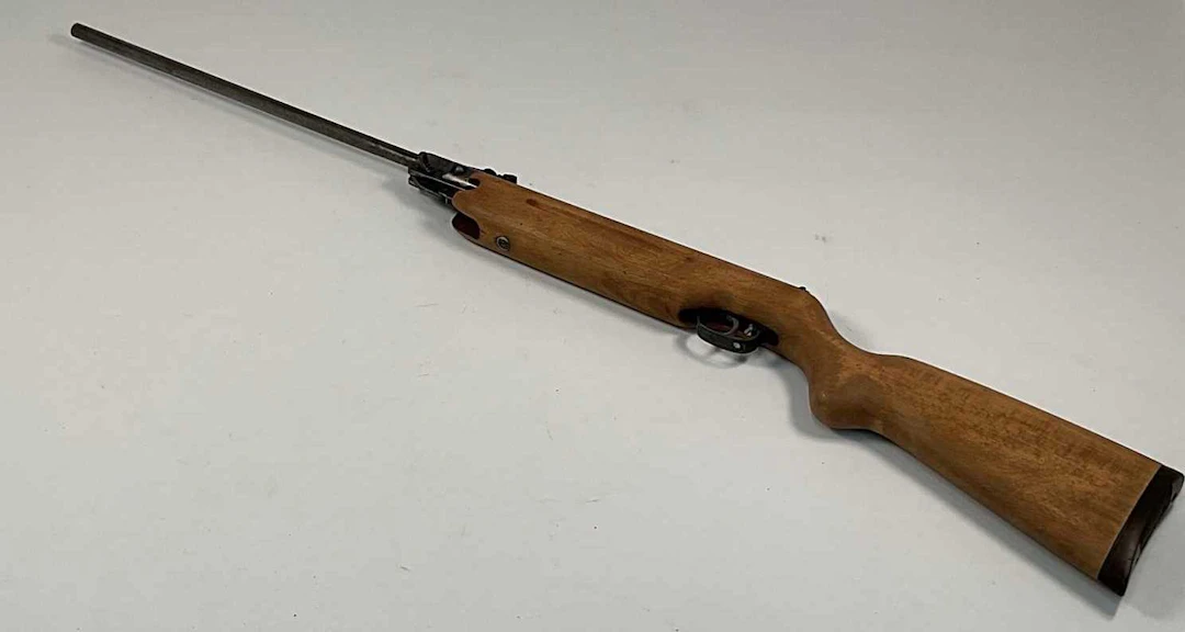 H WEIHRAUCH; HW 35