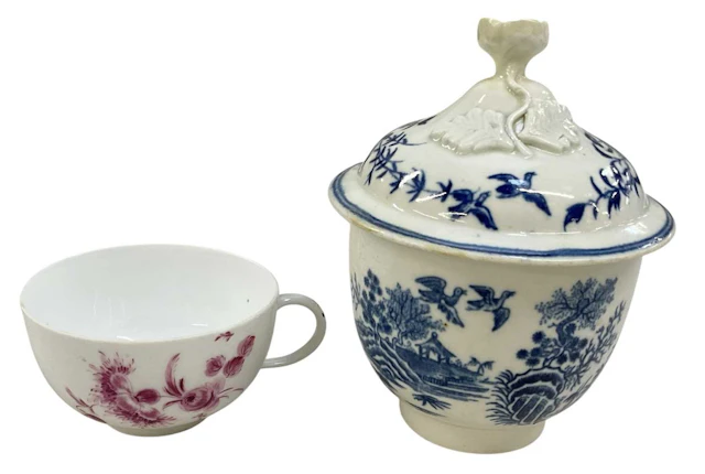 A first period Worcester blue and white sucrier
