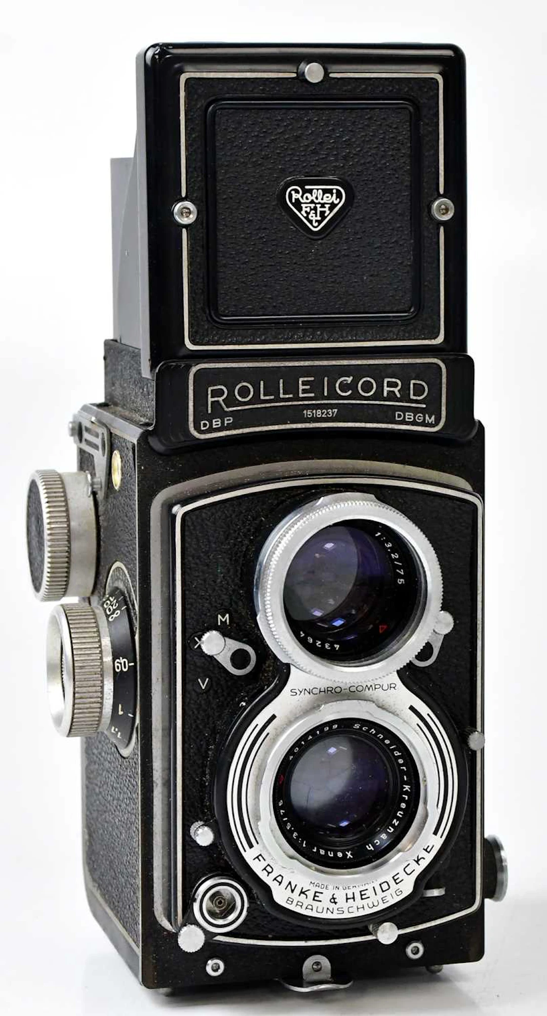 ROLLEICORD; a Rolleicord V twin lens reflex medium format camera