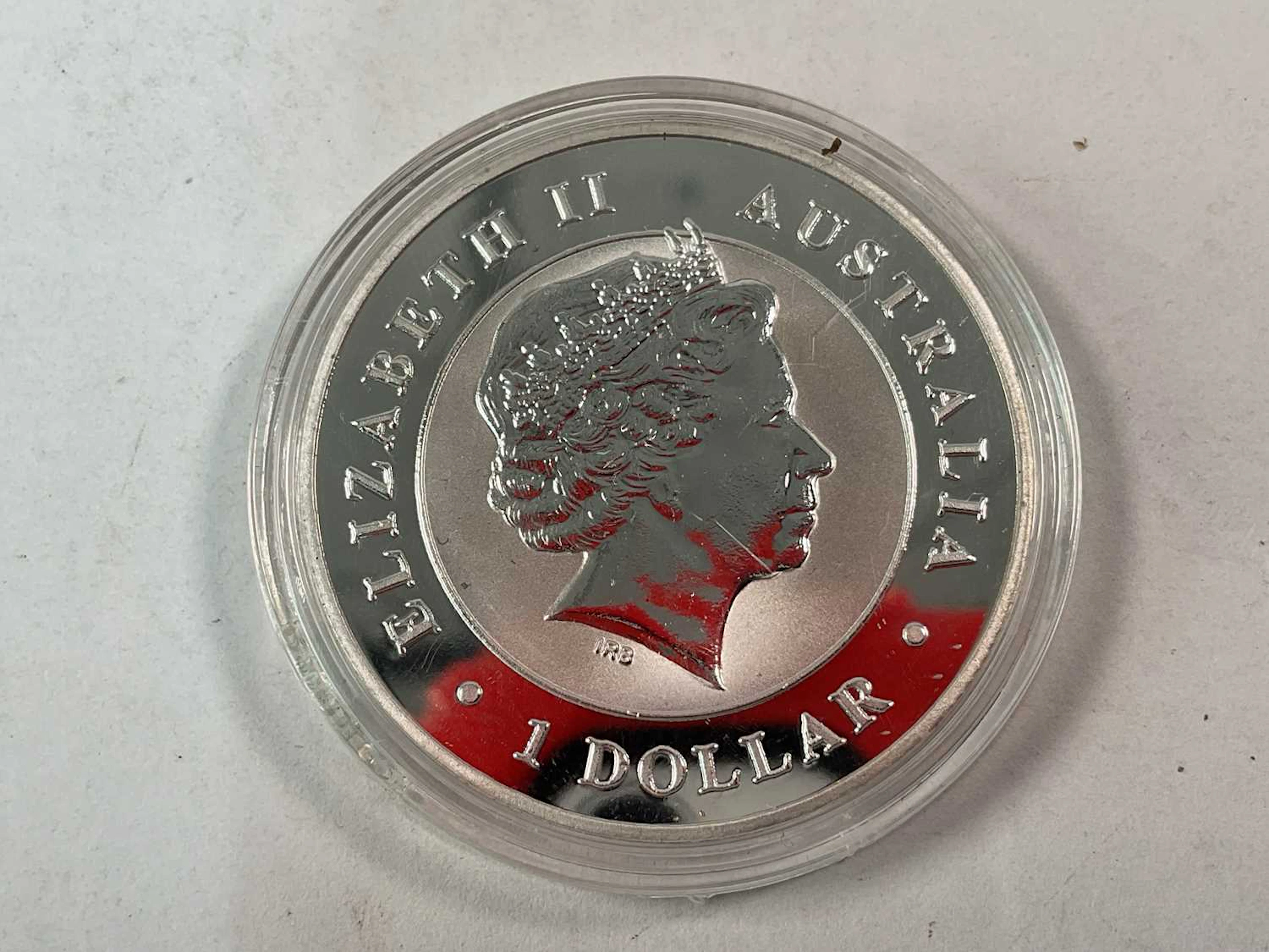 An Elizabeth II Australian 1oz silver one dollar coin
