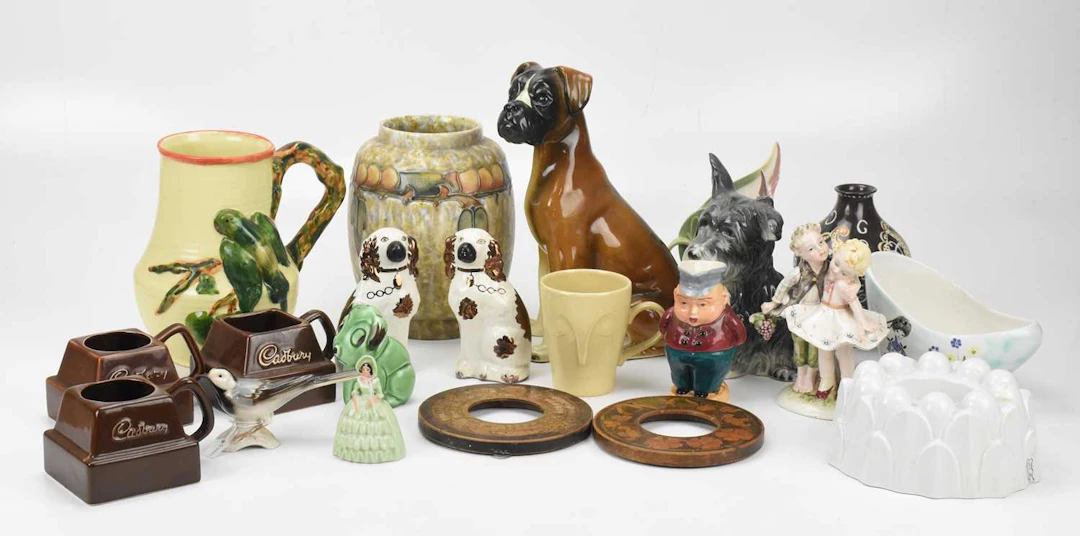 A collection of decorative ceramics including a Shelley jelly mould