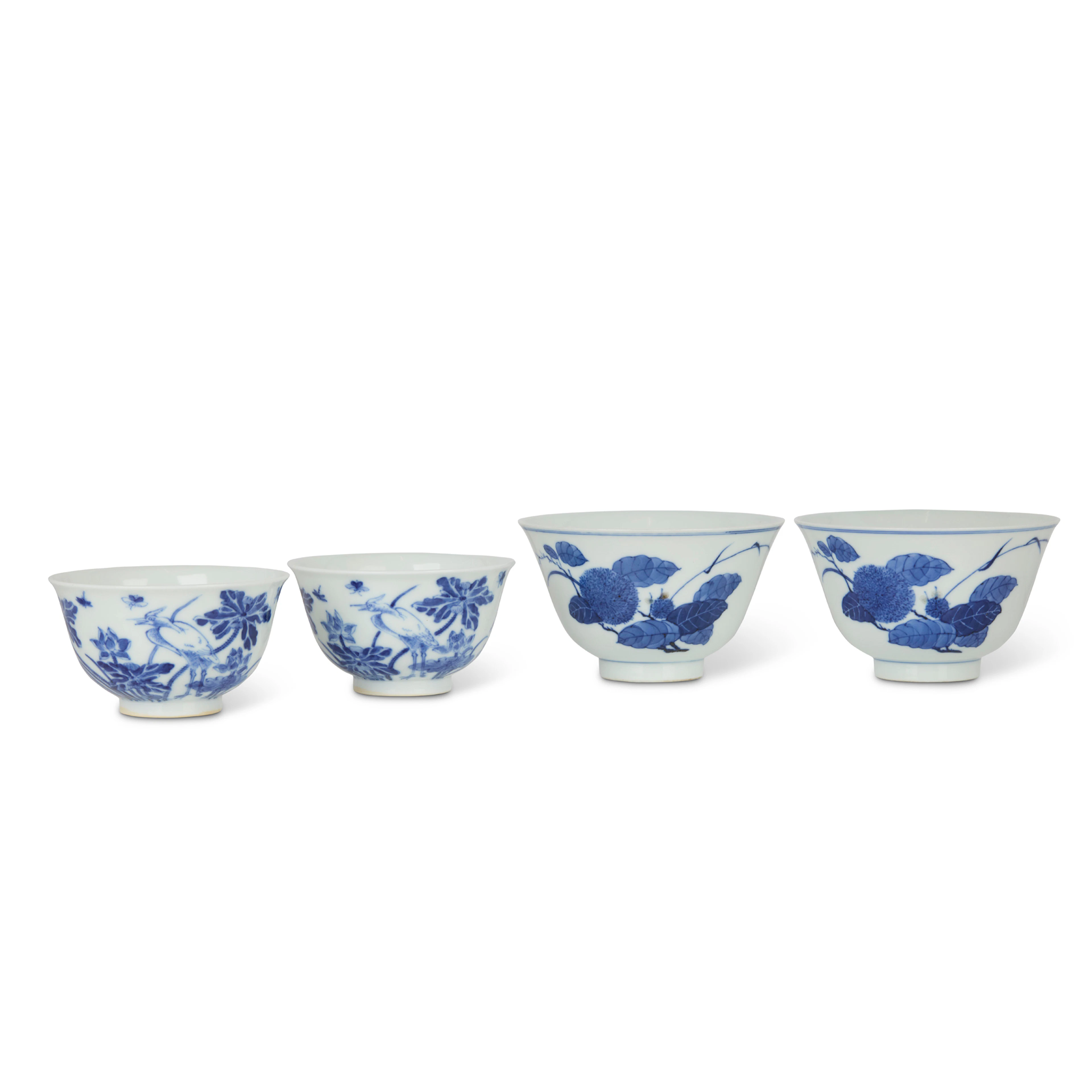 GROUP OF FOUR CHINESE BLUE AND WHITE CUPS