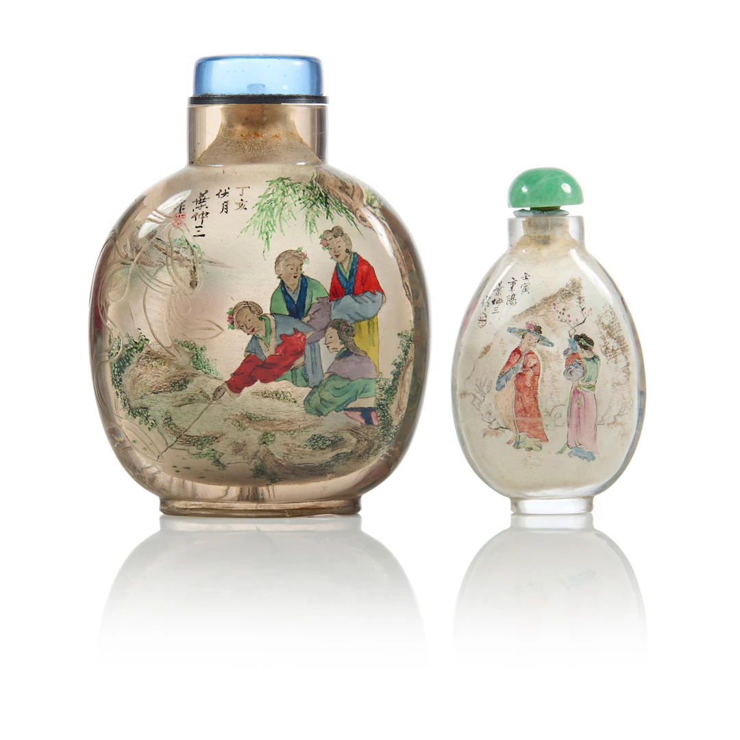 [PRIVATE ENGLISH COLLECTION] TWO CHINESE INSIDE-PAINTED 'LADIES' GLASS