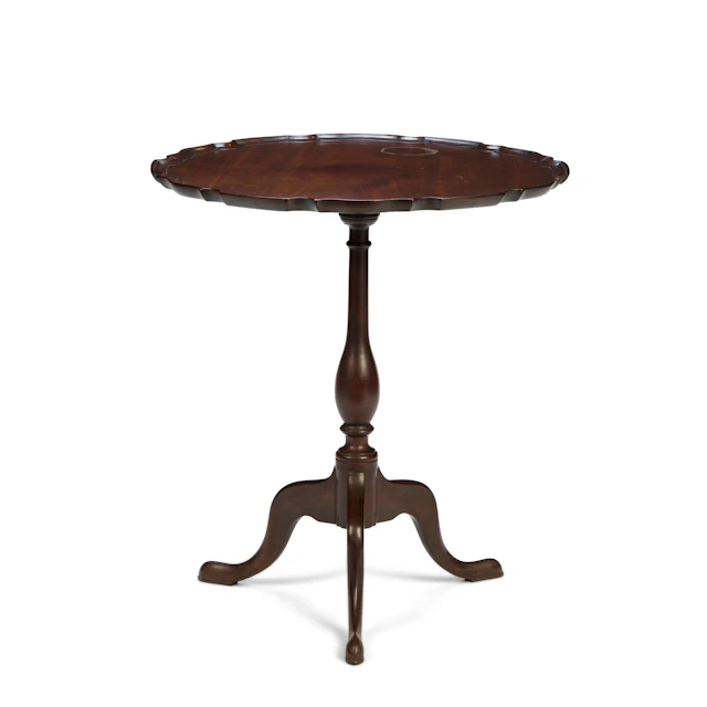 GEORGIAN STYLE MAHOGANY PIECRUST TEA TABLE
