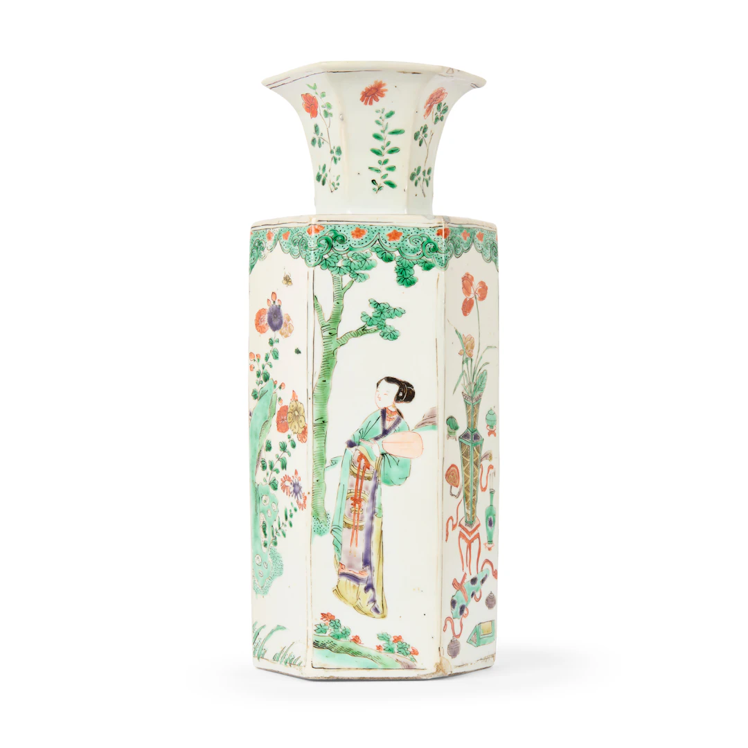CHINESE WUCAI HEXAGONAL VASE