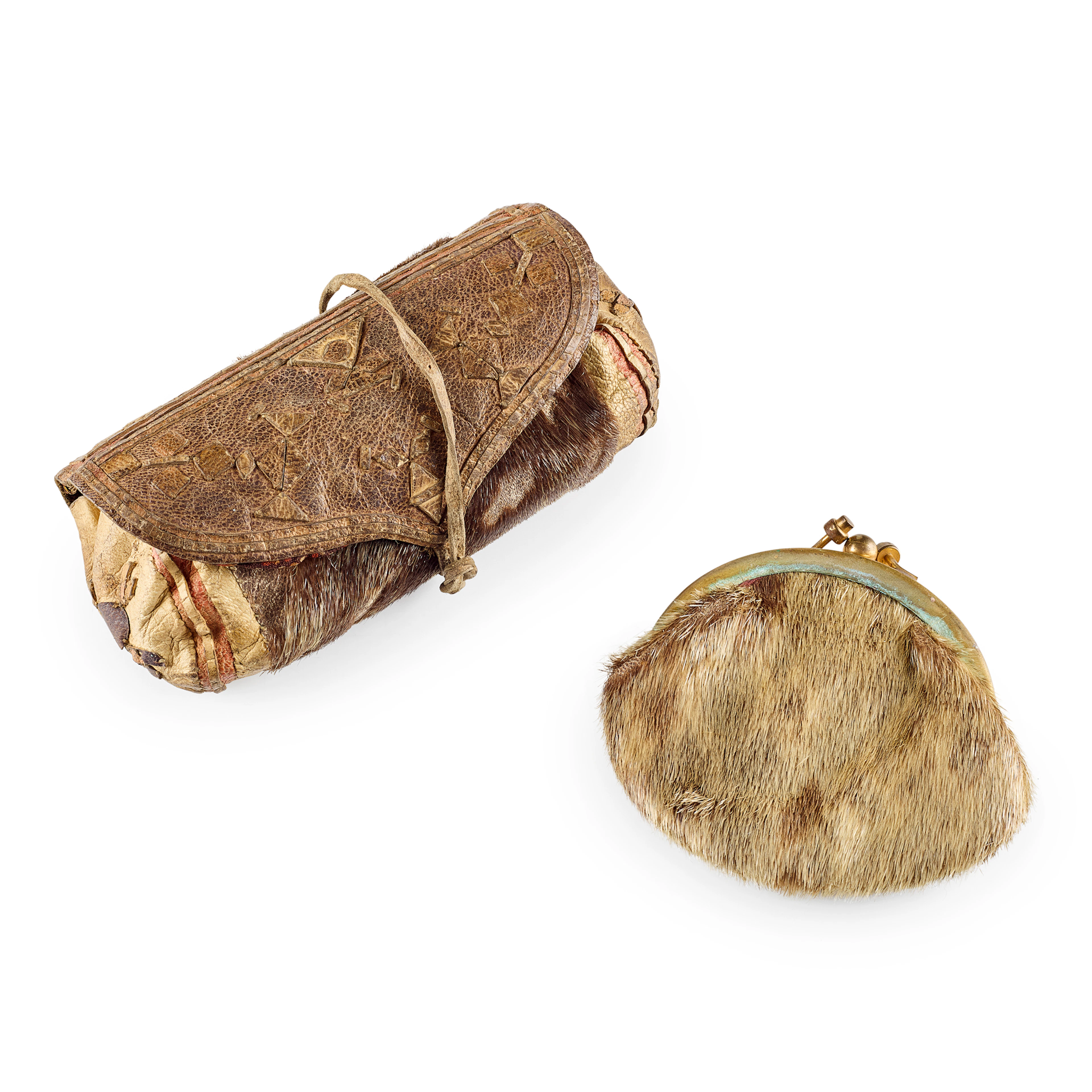 A SCOTTISH HIGHLAND LEATHER AND SEAL SKIN PURSE / POUCH, POSSIBLY