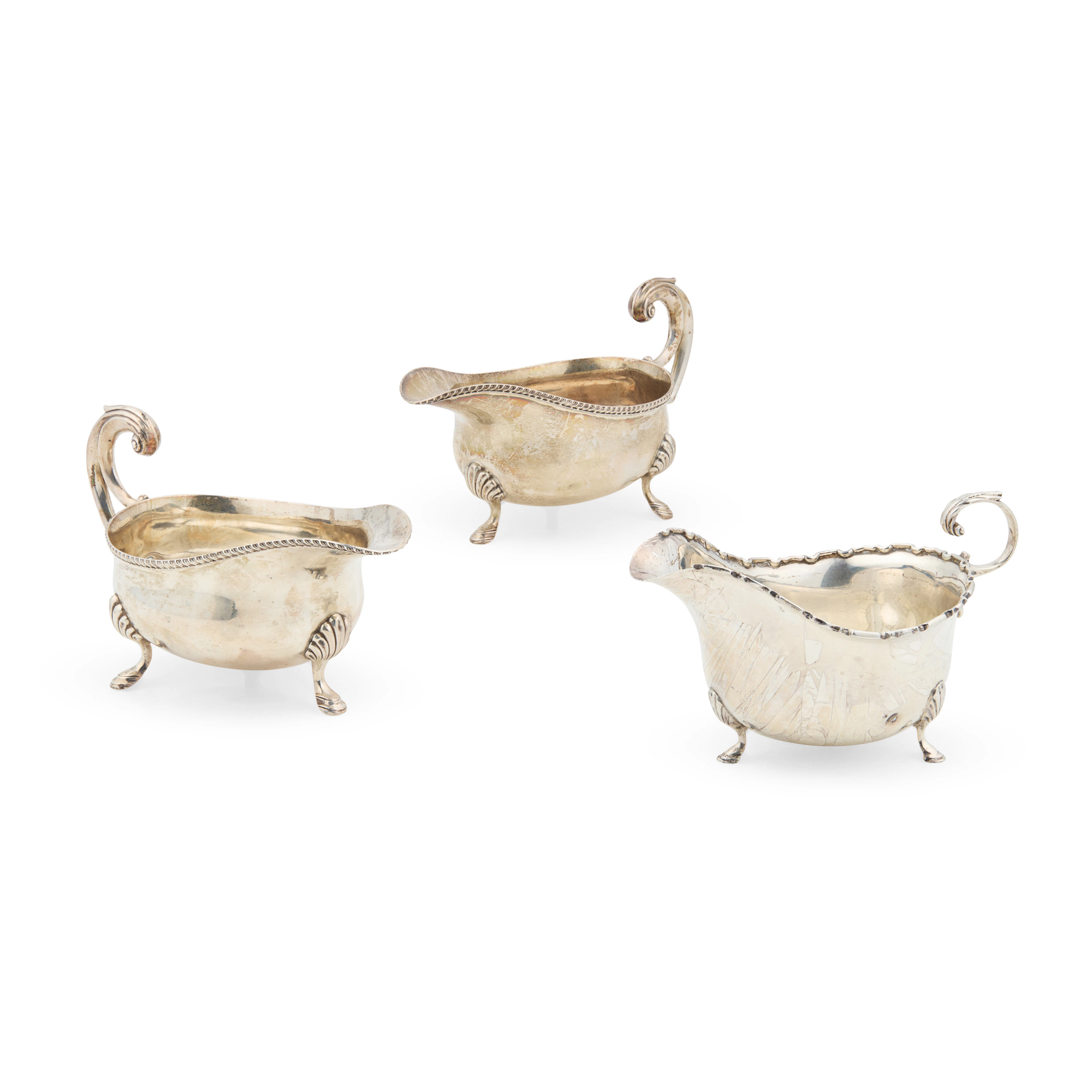 A PAIR OF 1920s SAUCEBOATS