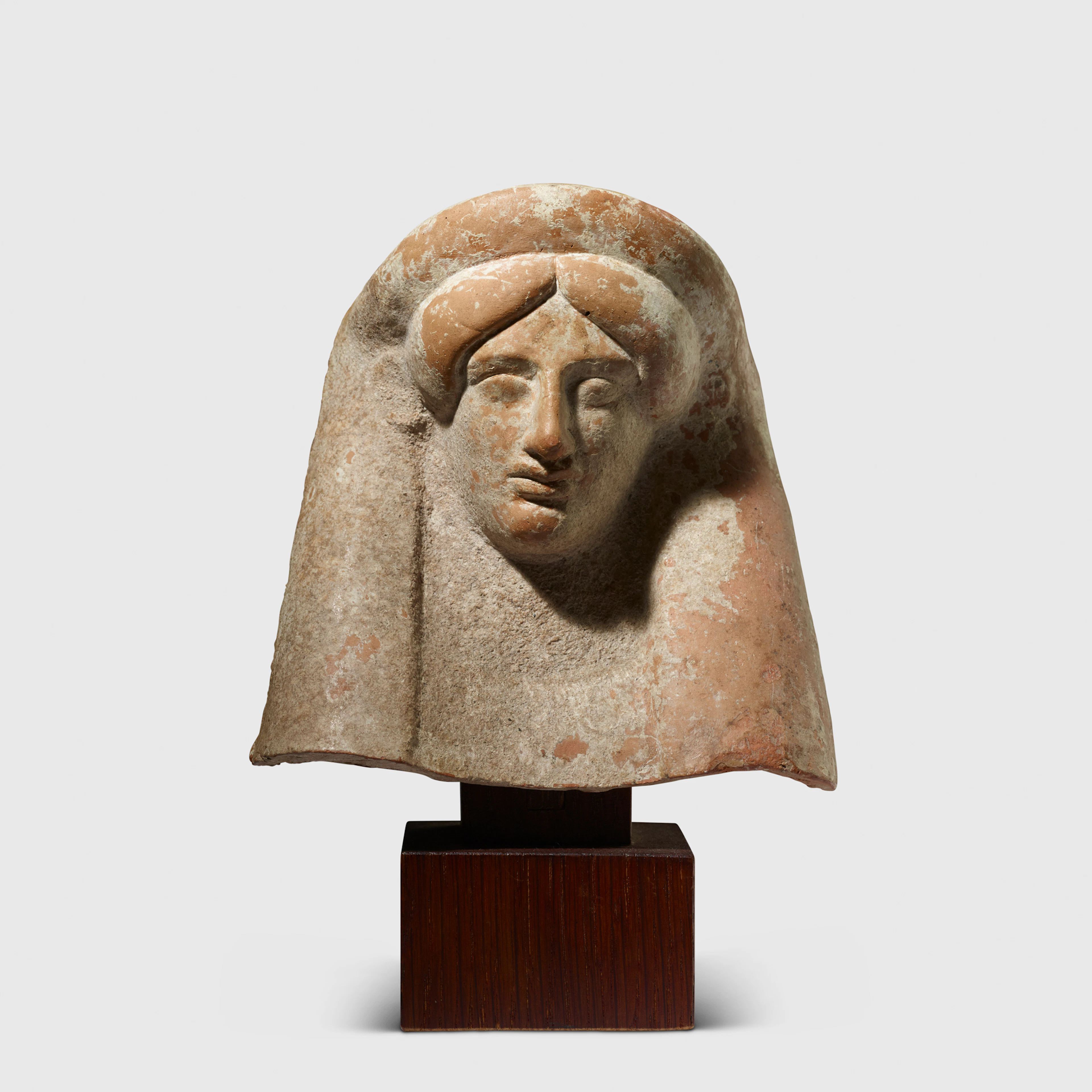 ANCIENT GREEK TERRACOTTA PROTOME OF A LADY