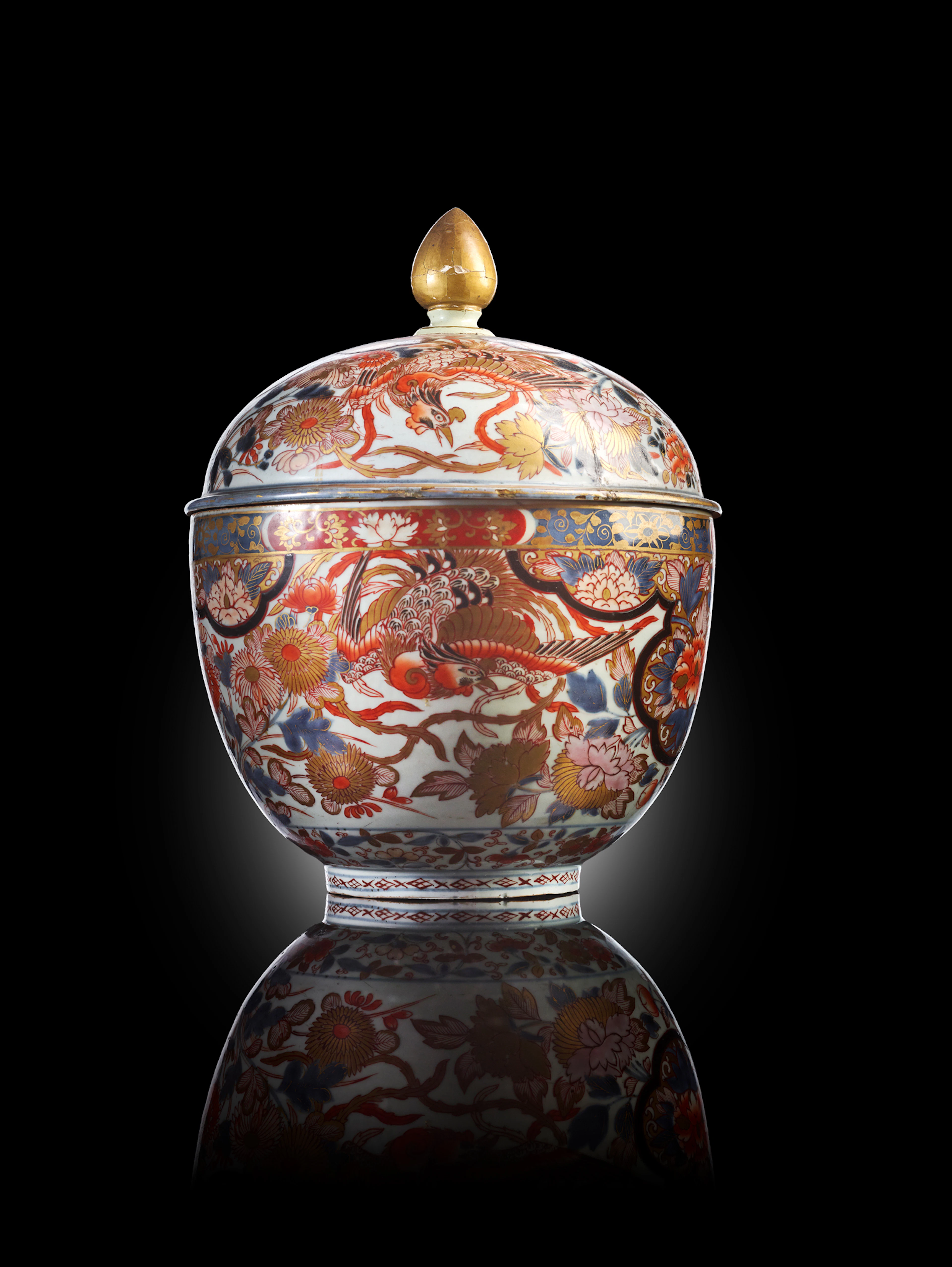 LARGE JAPANESE IMARI 'AUGUSTUS STRONG' TUREEN WITH COVER
