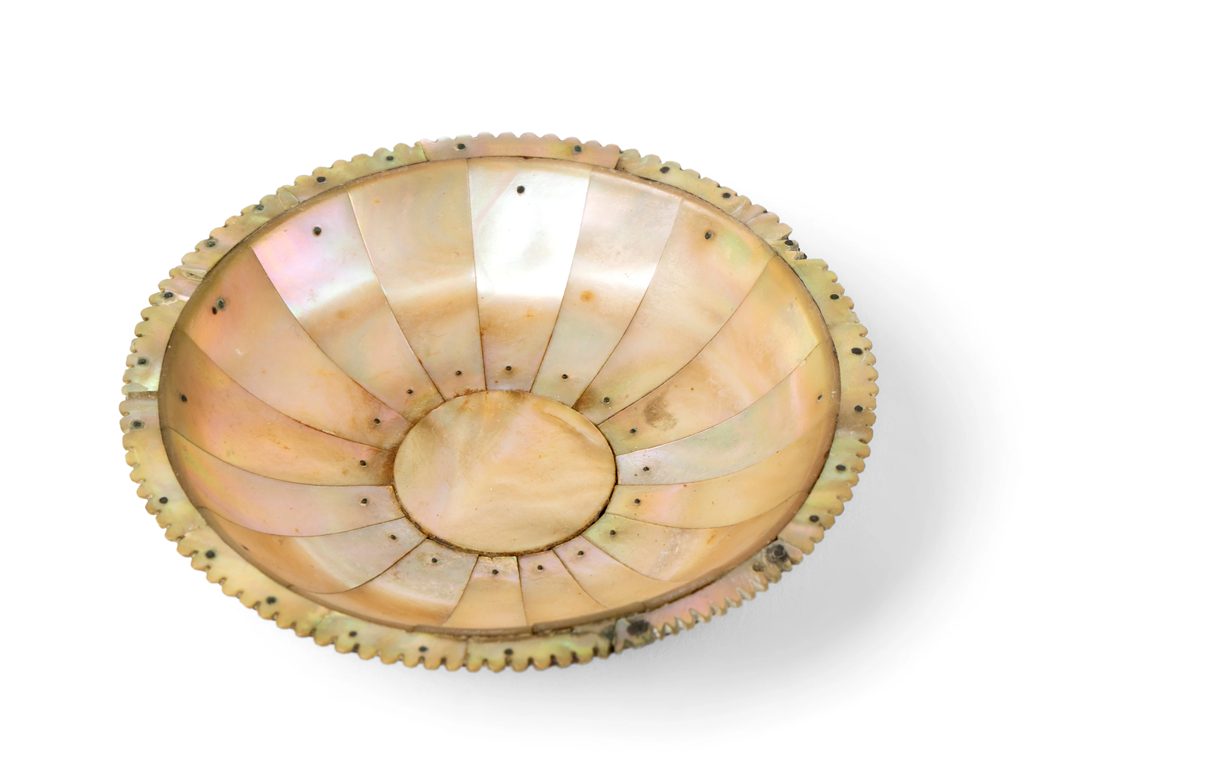 A MINIATURE INDO-PORTUGUESE MOTHER-OF-PEARL DISH