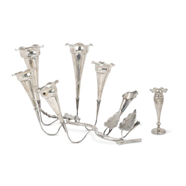 [PRIVATE SCOTTISH COLLECTION, DUNDEE] CHINESE EXPORT SILVER EPERGNE
