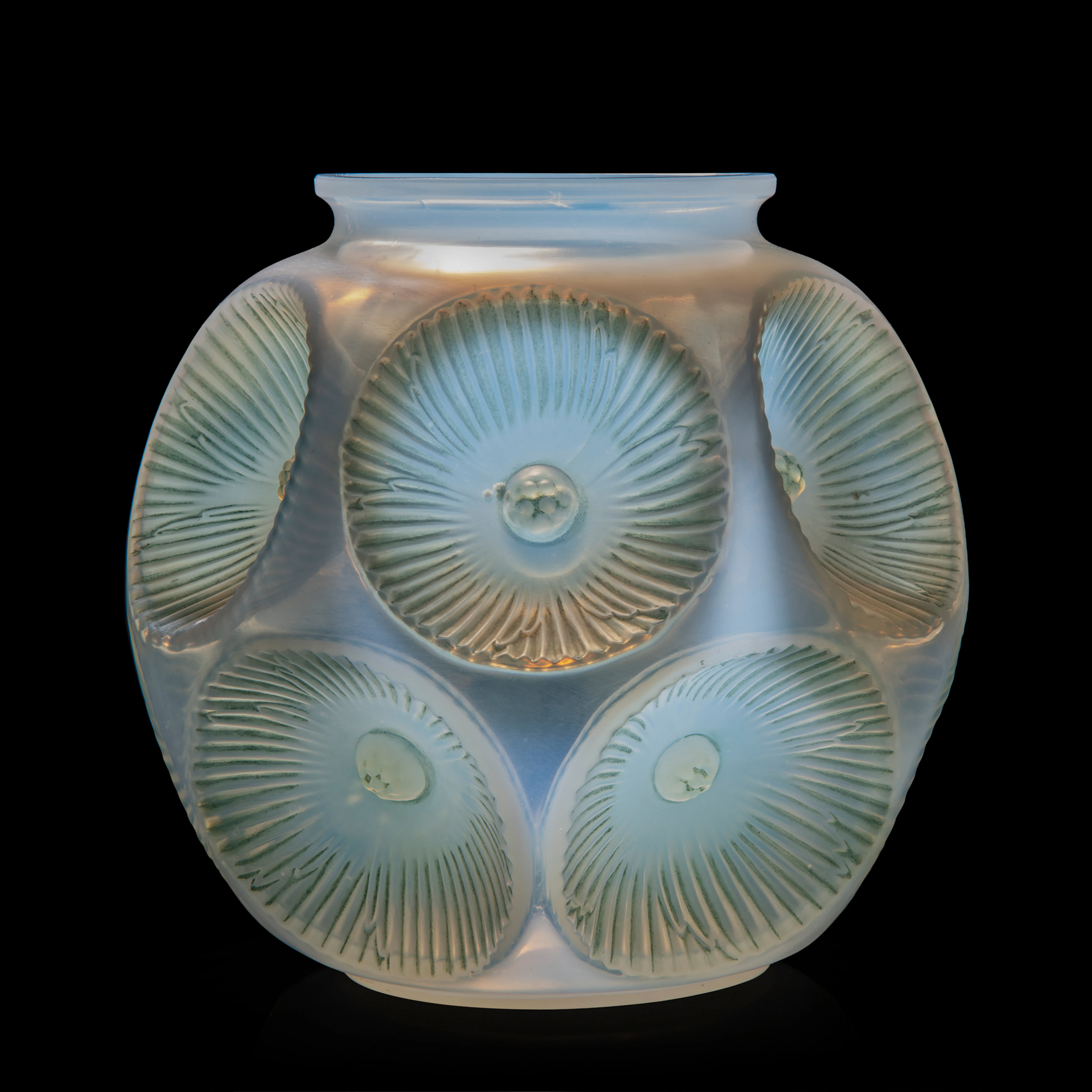 RENÉ LALIQUE (1860-1945)