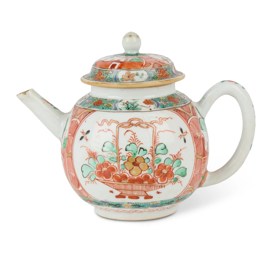 [PROPERTY OF A GENTLEMEN IN ENGLAND] CHINESE WUCAI 'CLOBBERED' TEAPOT