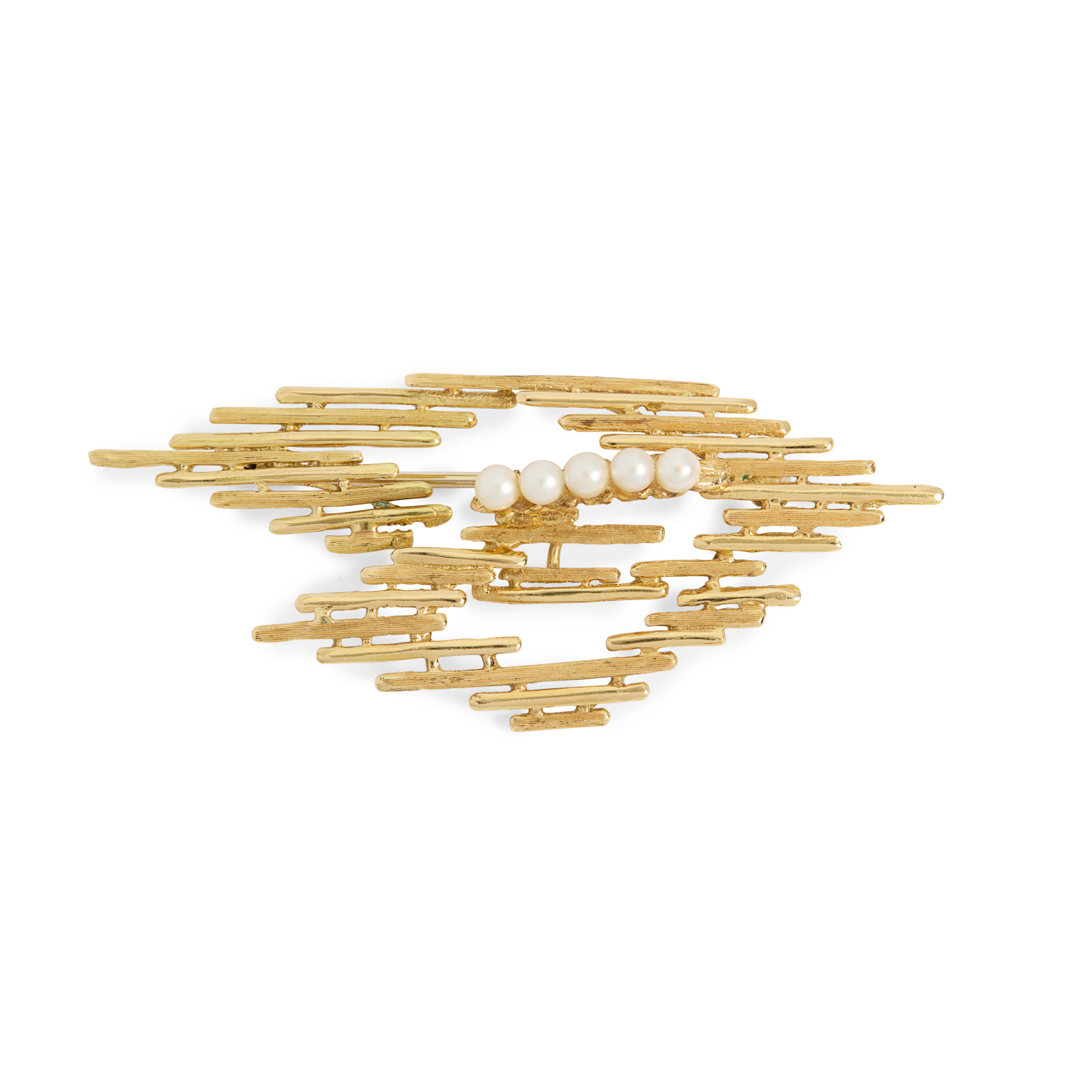 A 1960s 18ct gold pearl brooch
