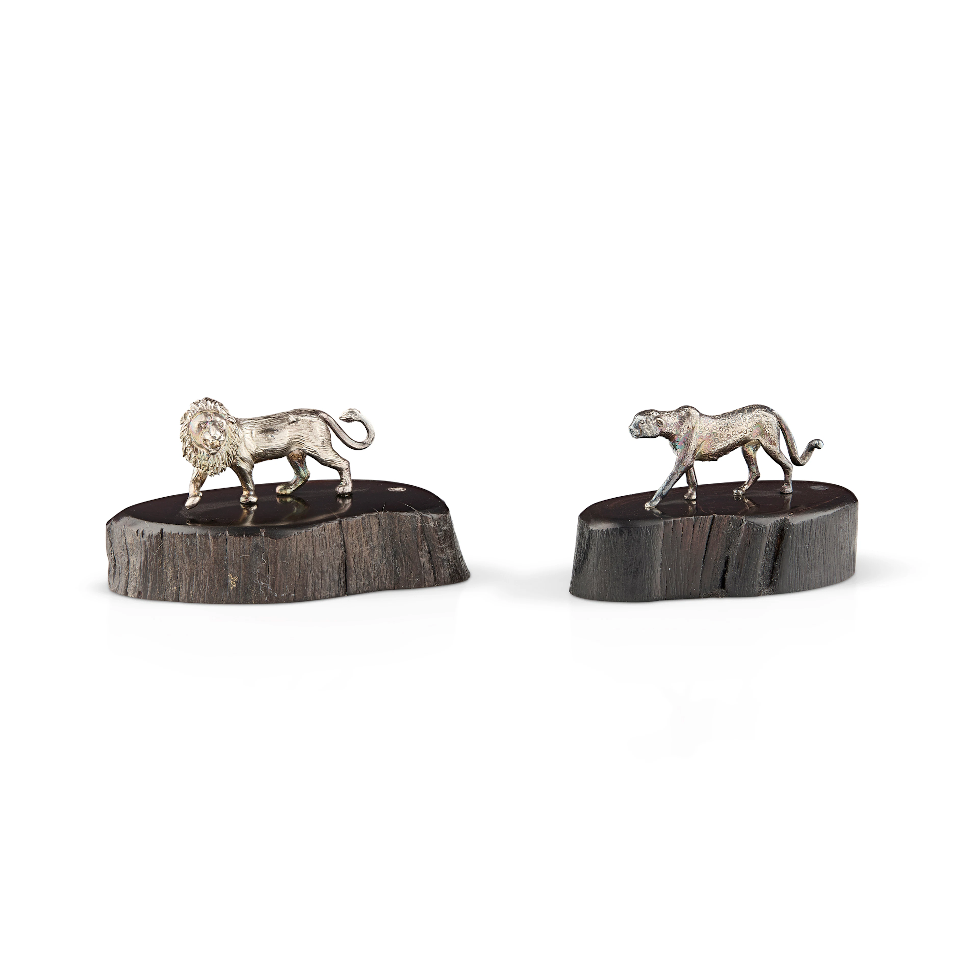 A SET OF TWO CONTEMPORARY LION AND CHEETAH SCULPTURES