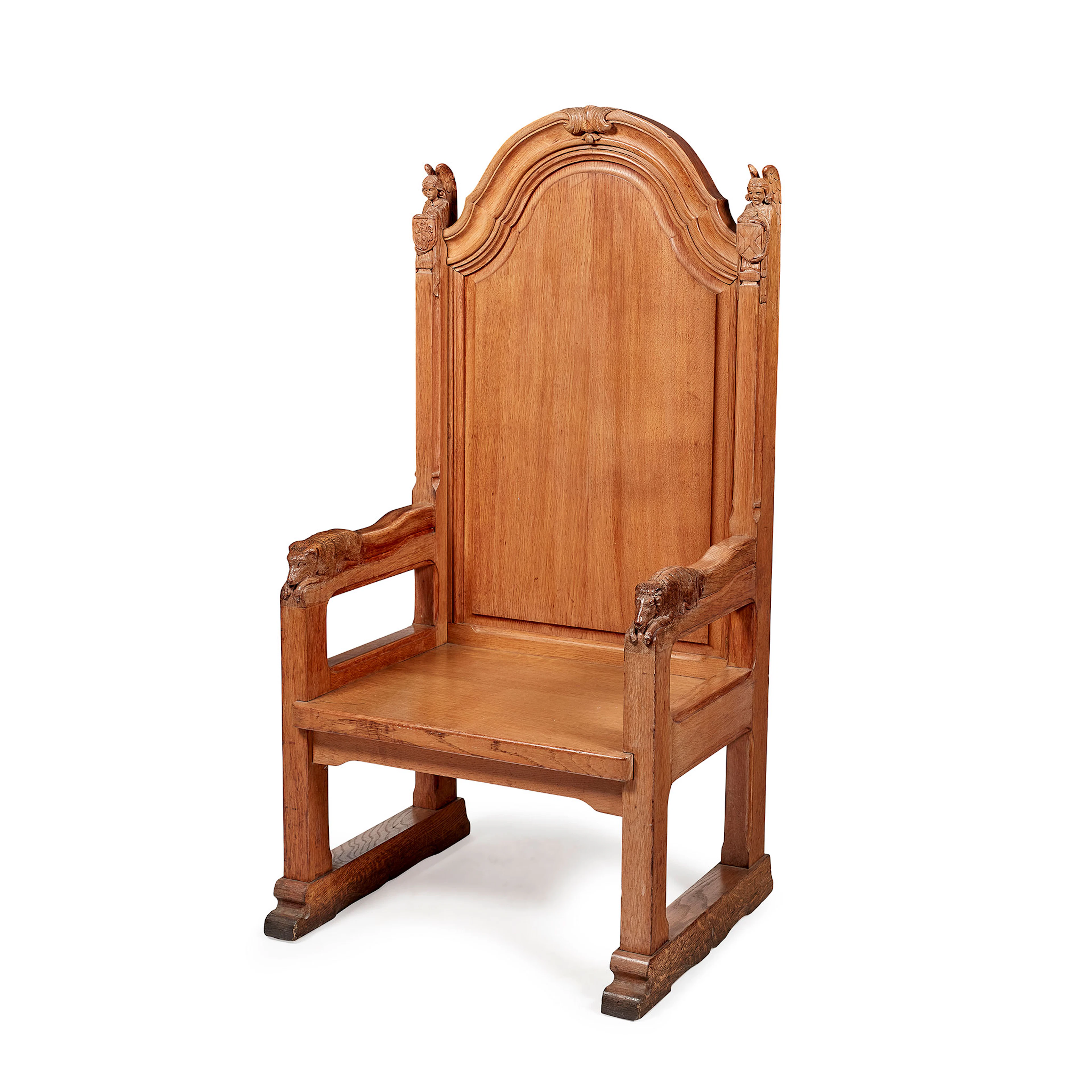 AN ARTS & CRAFTS THRONE CHAIR, ATTRIBUTED TO SIR ROBERT LORIMER (SCOTTISH