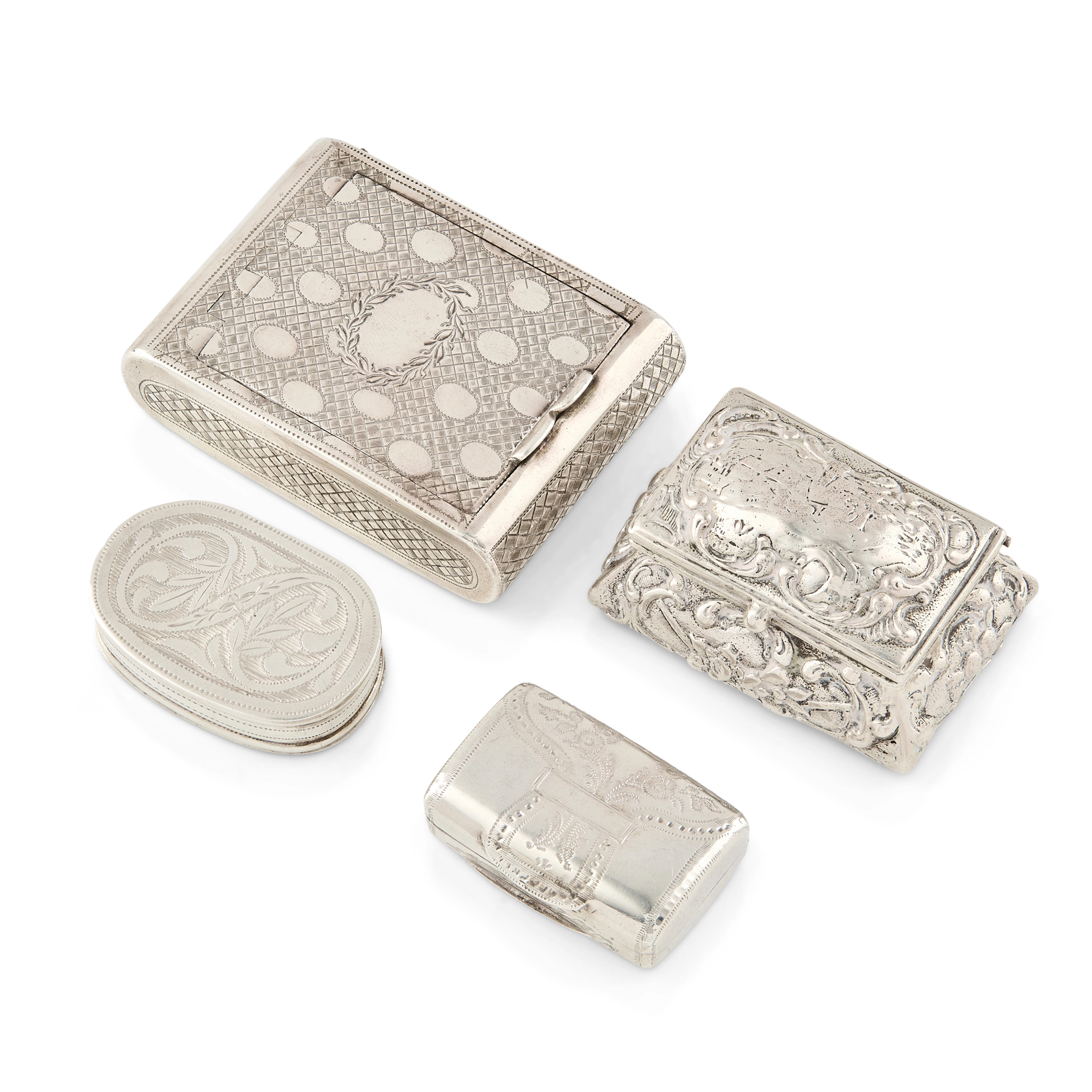 A COLLECTION OF FOUR GEORGE III BOXES AND A VINAIGRETTE