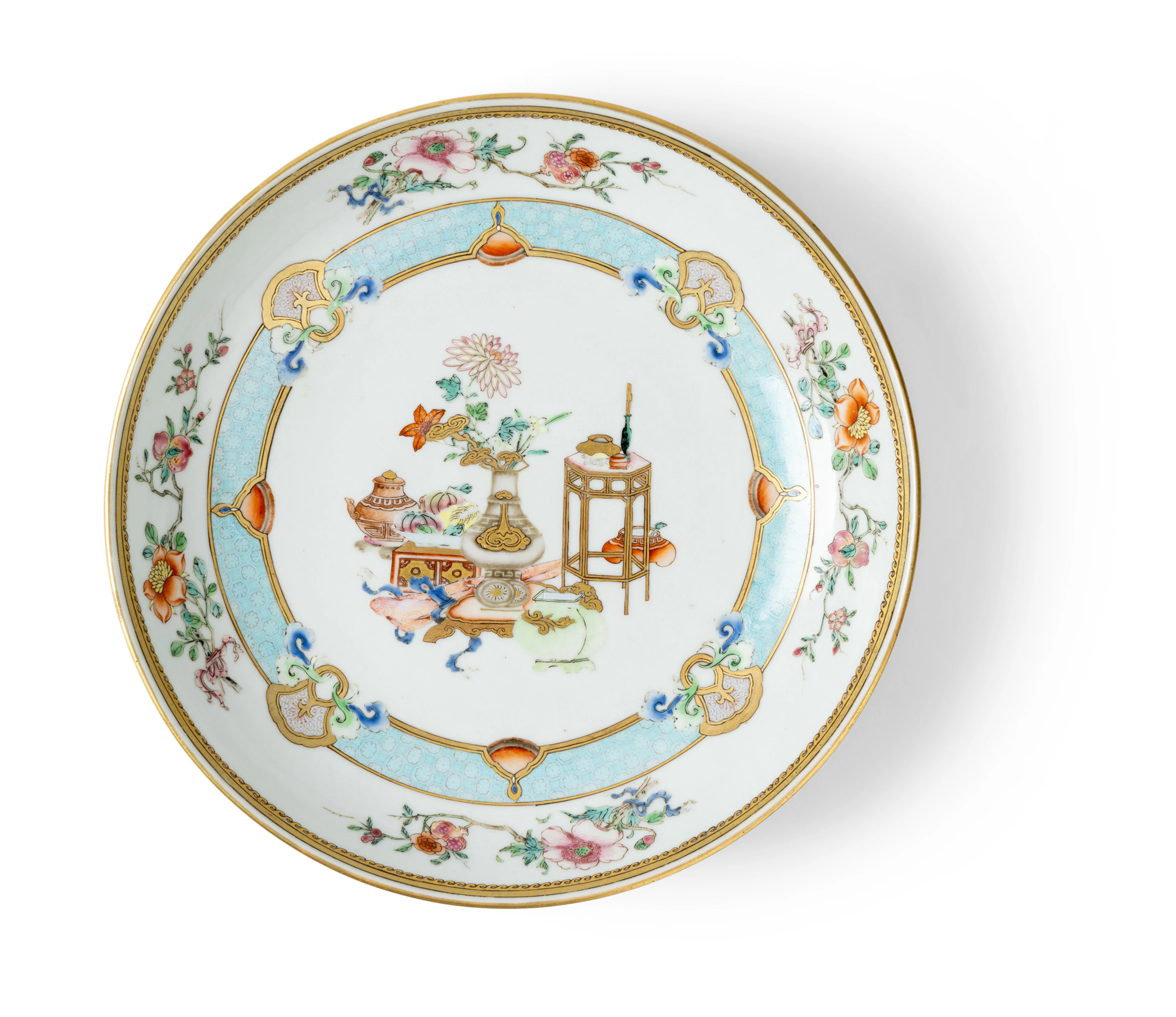 CHINESE FAMILLE ROSE GILT-DECORATED 'BOGU' PLATE