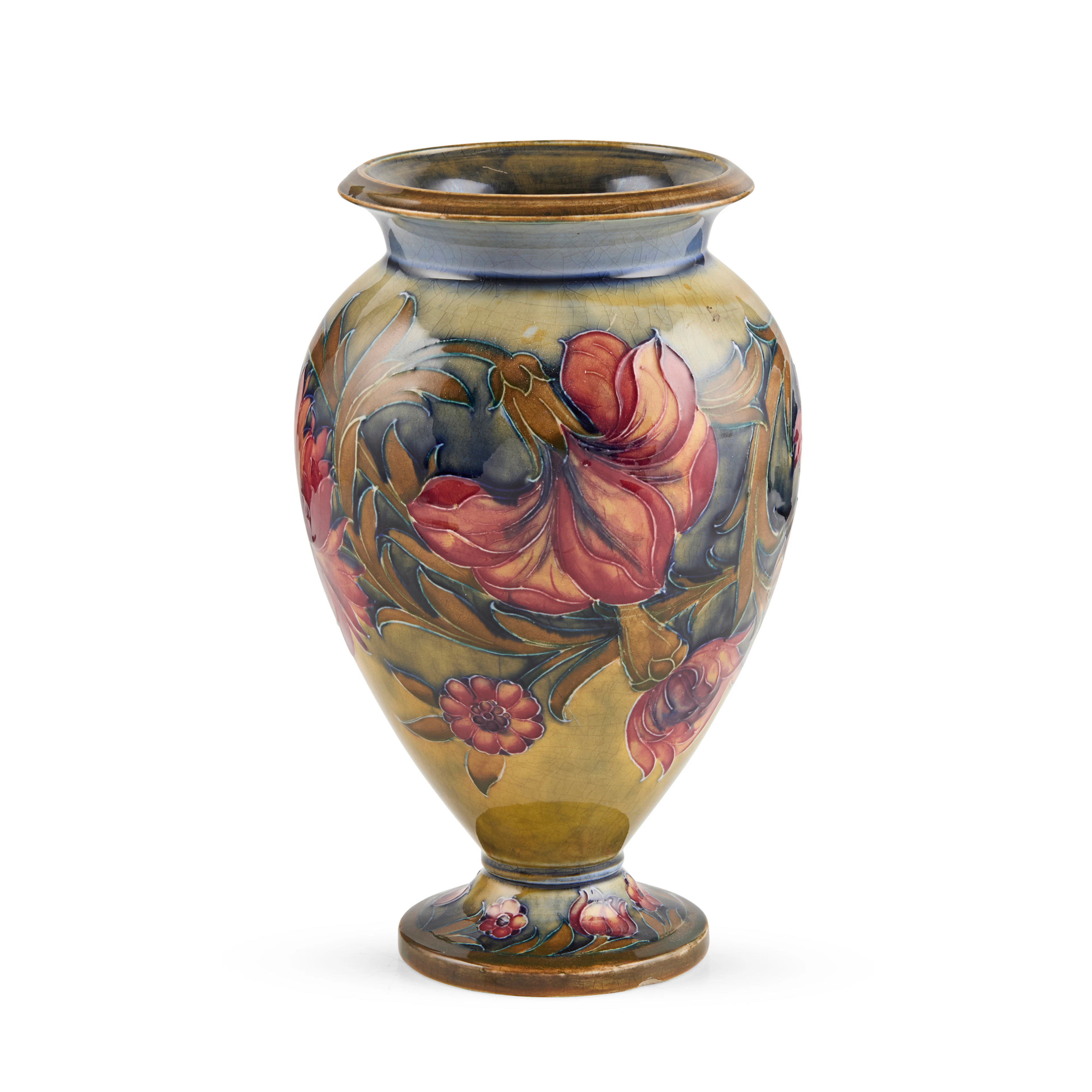 WILLIAM MOORCROFT (1872-1945) FOR MOORCROFT POTTERY