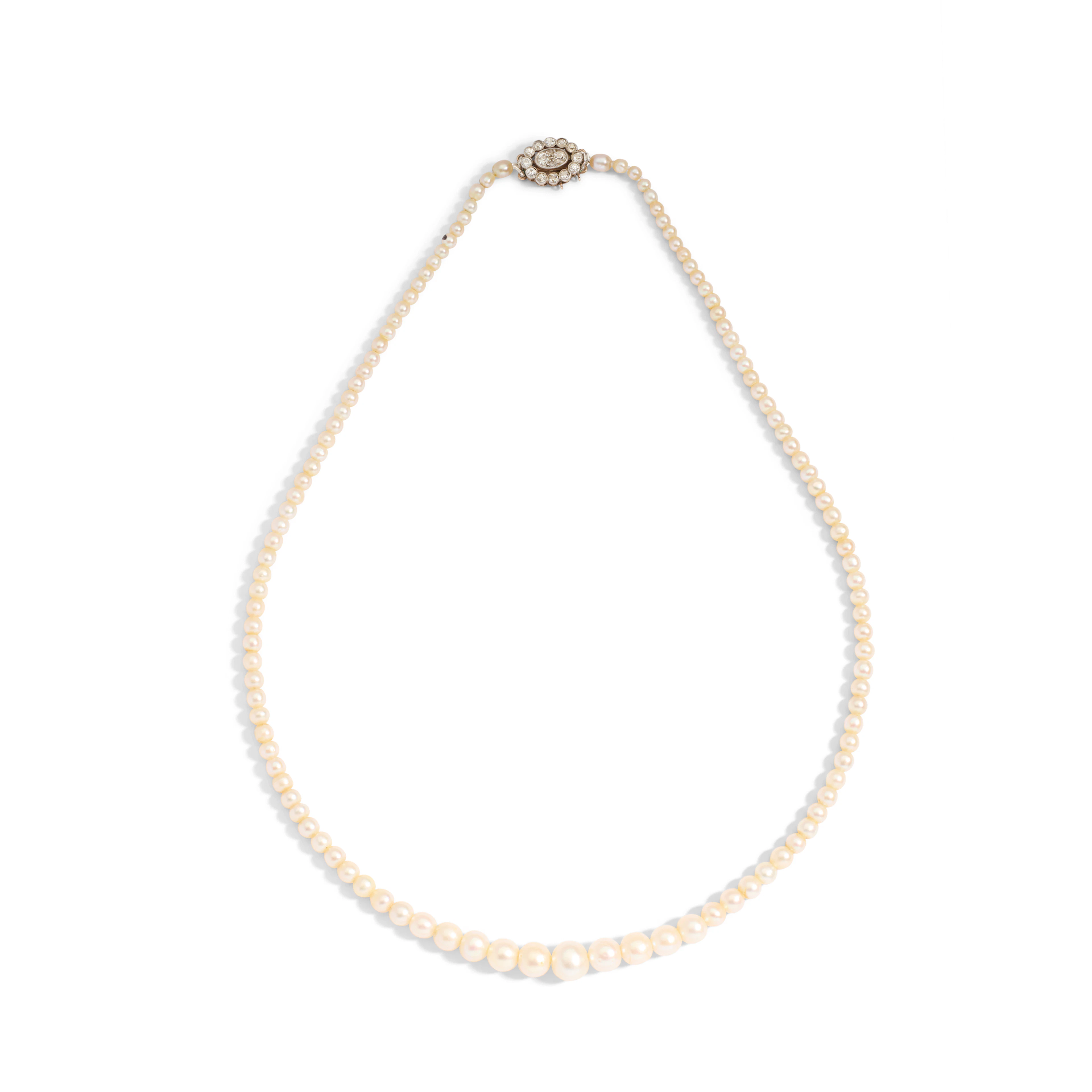 A natural saltwater pearl necklace