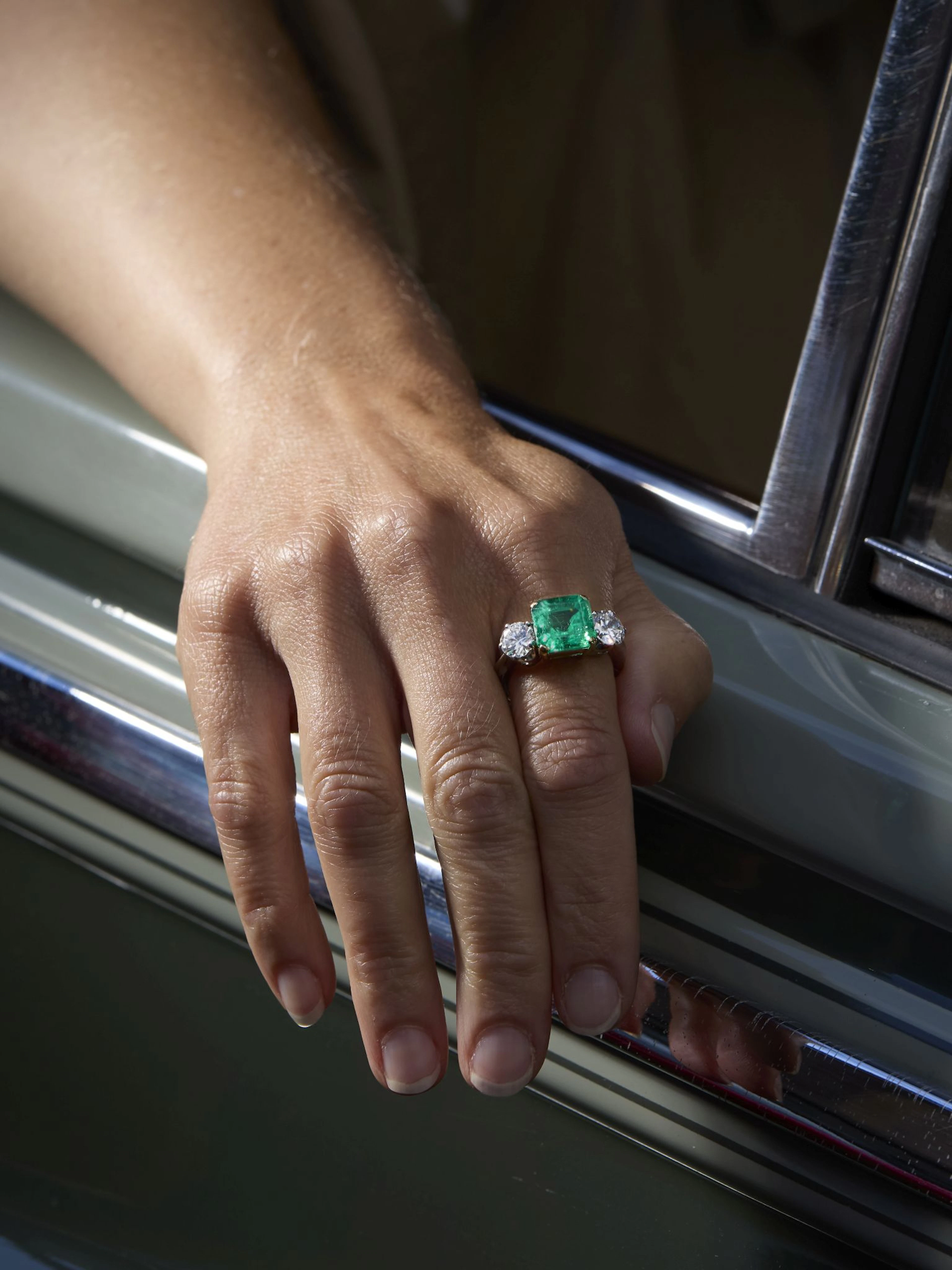 A Colombian emerald and diamond ring, 2000