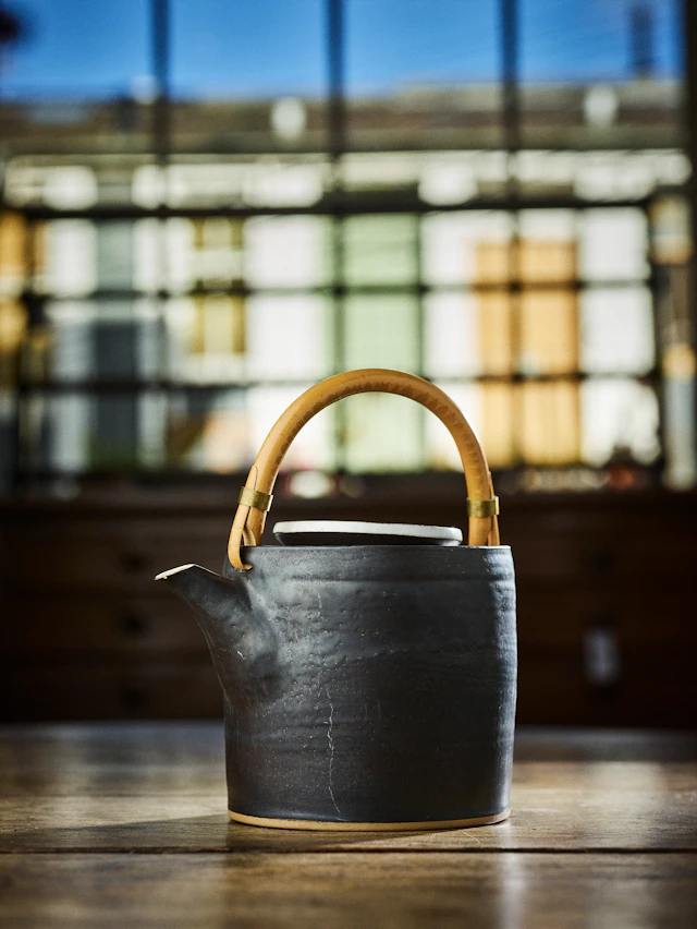 DAME LUCIE RIE D.B.E. (AUSTRIAN/BRITISH 1902-1995)