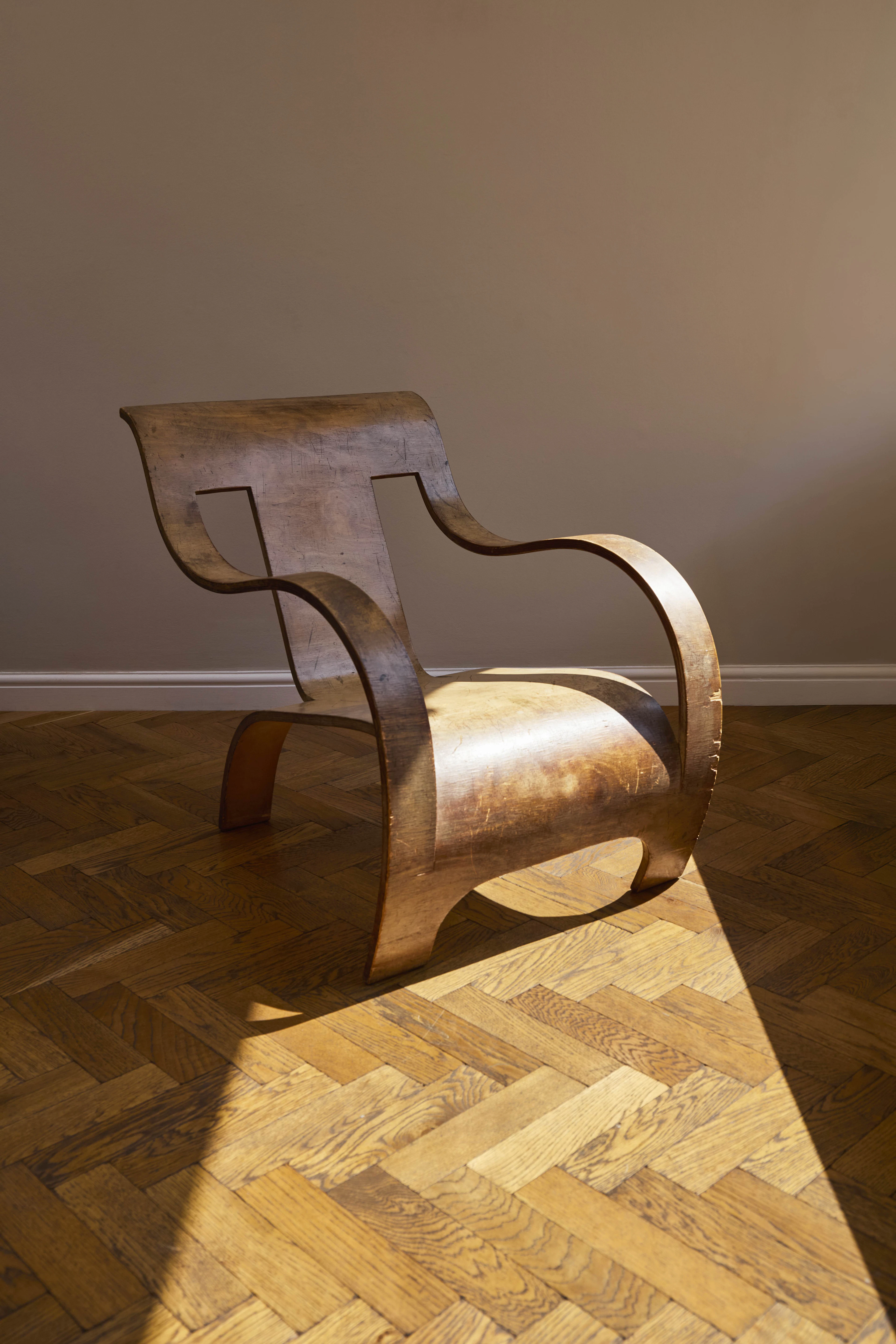 GERALD SUMMERS (BRITISH 1899-1967) FOR MAKERS OF SIMPLE FURNITURE