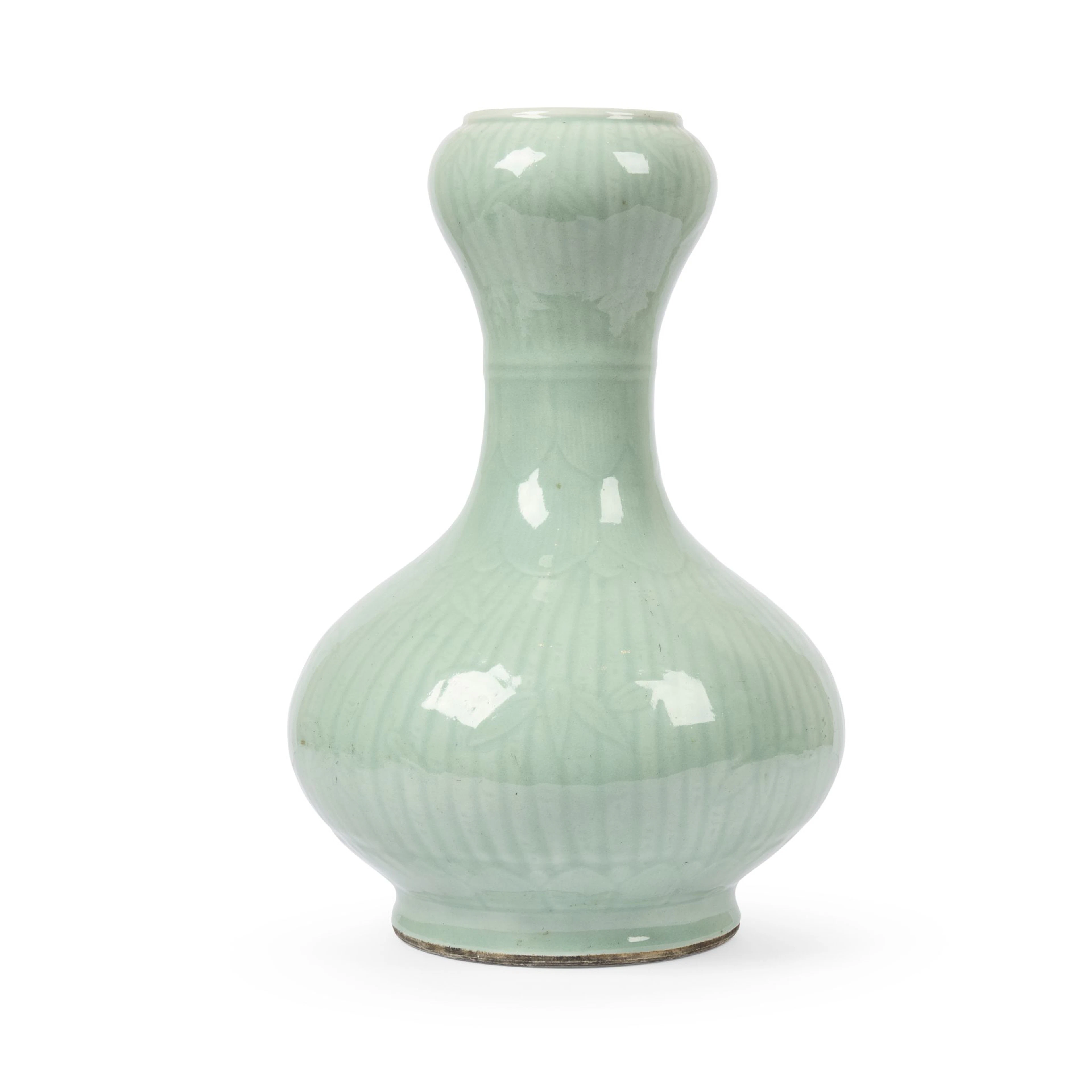 LARGE CHINESE CELADON-GLAZED 'BAMBOO' GARLIC-HEAD VASE