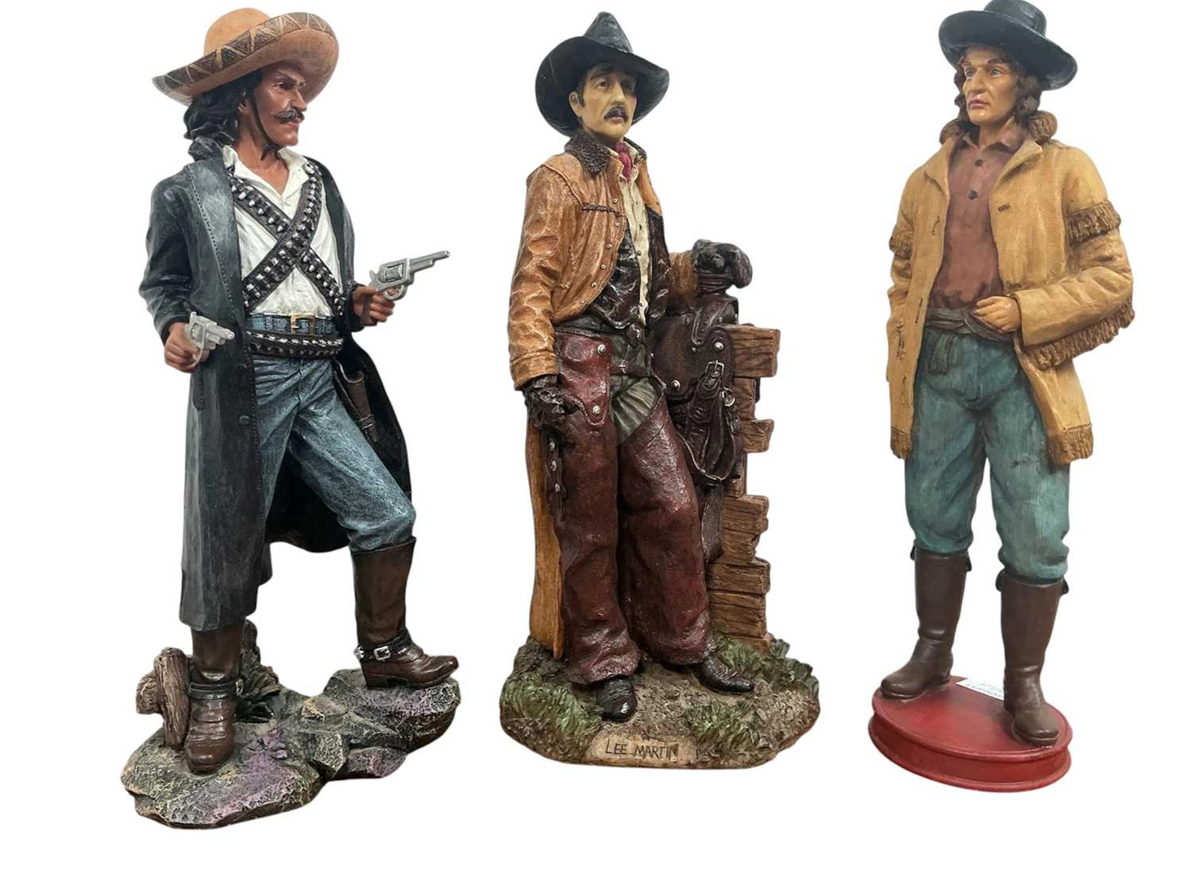 COLLECTION OF RESIN FIGURES EARLY 21ST CENTURY