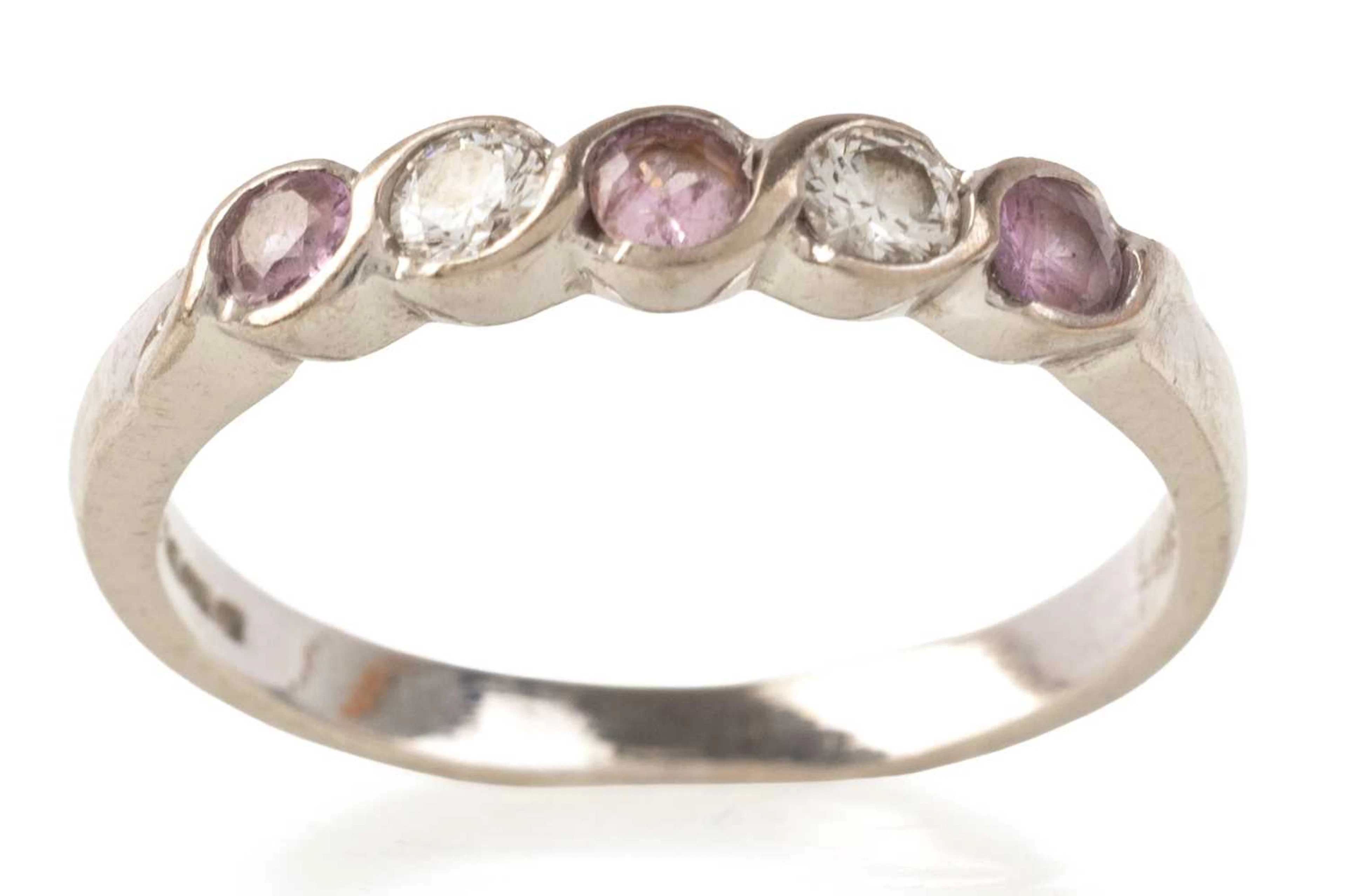 PINK SAPPHIRE AND DIAMOND RING EARLY 21ST CENTURY