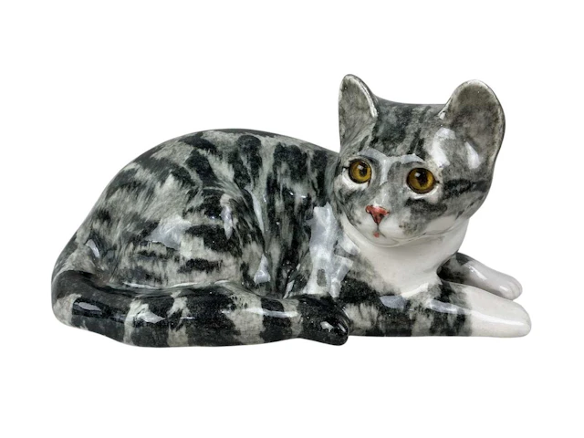 STONEWARE FIGURE OF A RECUMBENT CAT LATE 20TH CENTURY