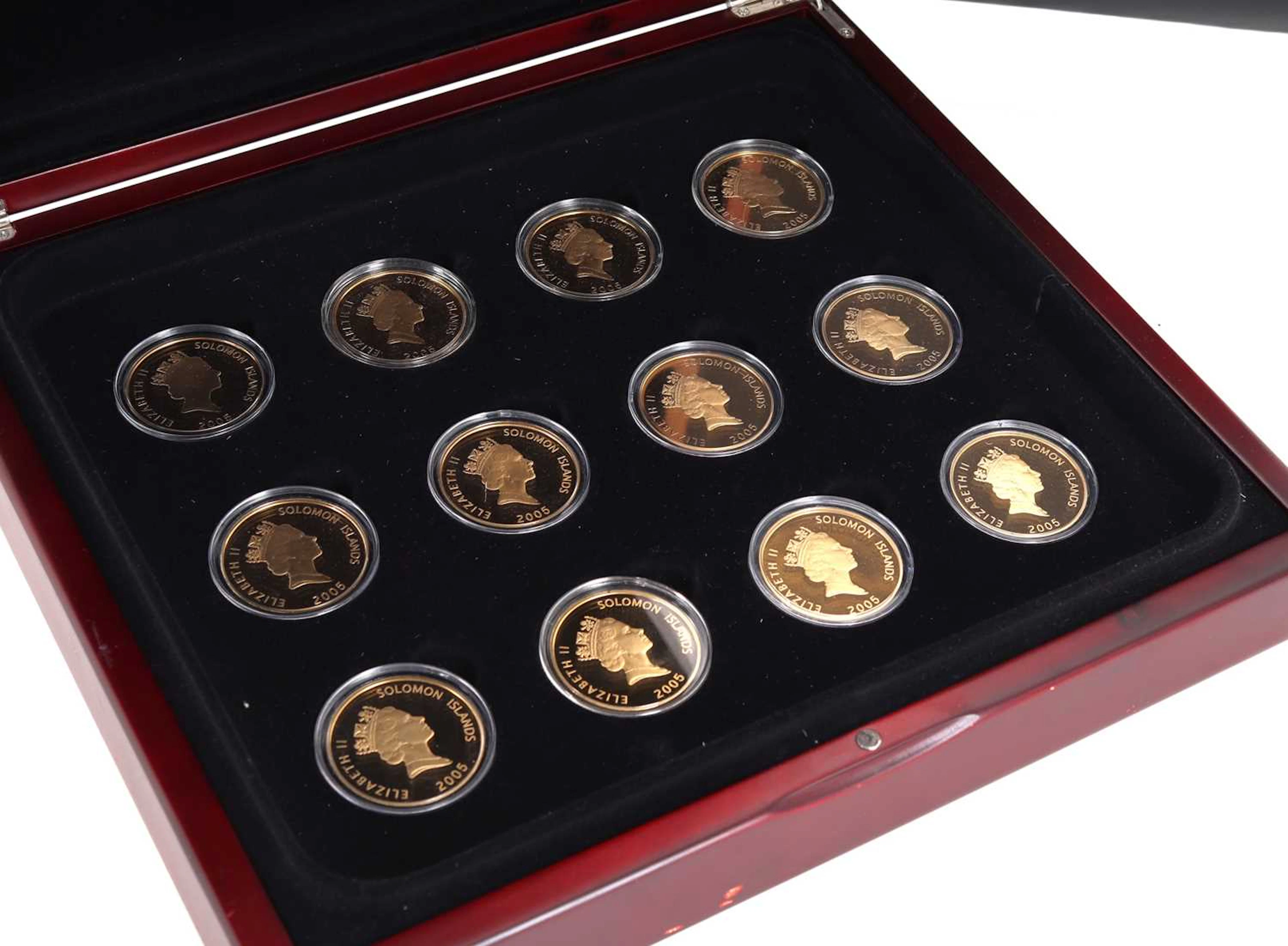 THE ROYAL MINT, 'GOLDEN HISTORY OF POWERED FLIGHT' COIN SET EARLY 21ST CENTURY