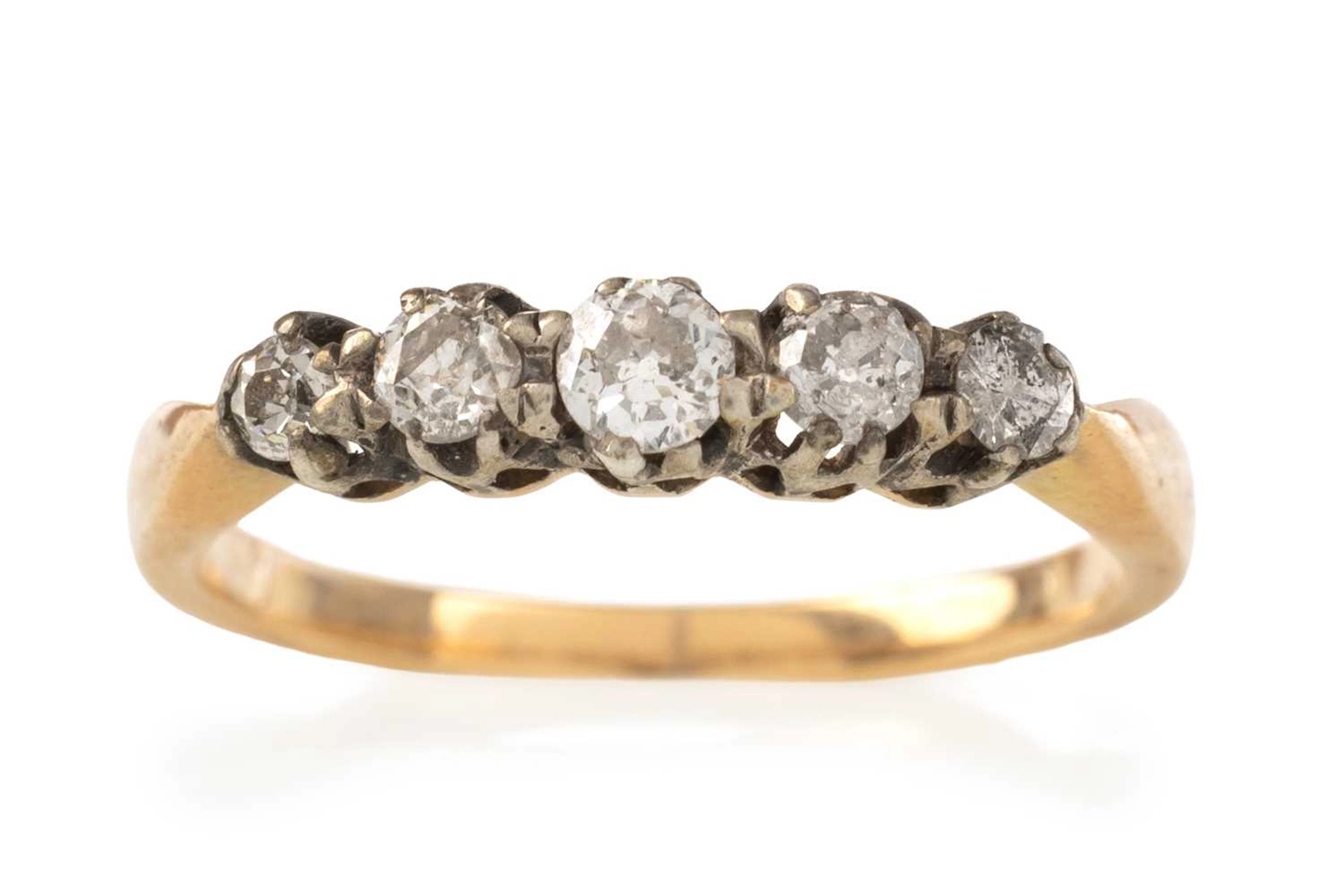 DIAMOND FIVE STONE RING LATE 20TH CENTURY