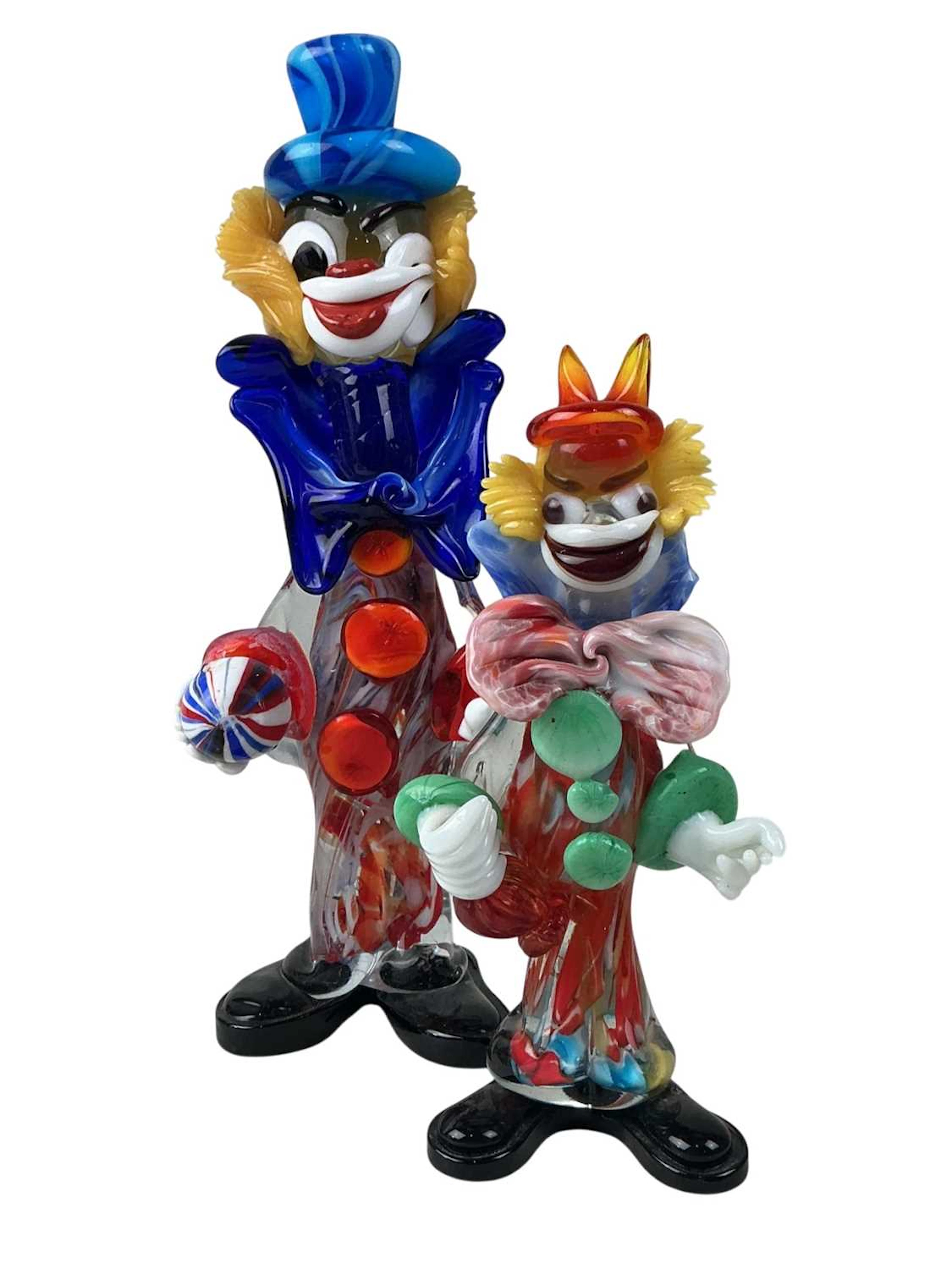 TWO MURANO GLASS CLOWNS, LATE 20TH CENTURY AND OTHER GLASS WARE