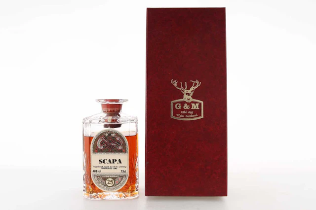 SCAPA 1963 25 YEAR OLD GORDON & MACPHAIL BOOK OF KELLS DECANTER 75CL
